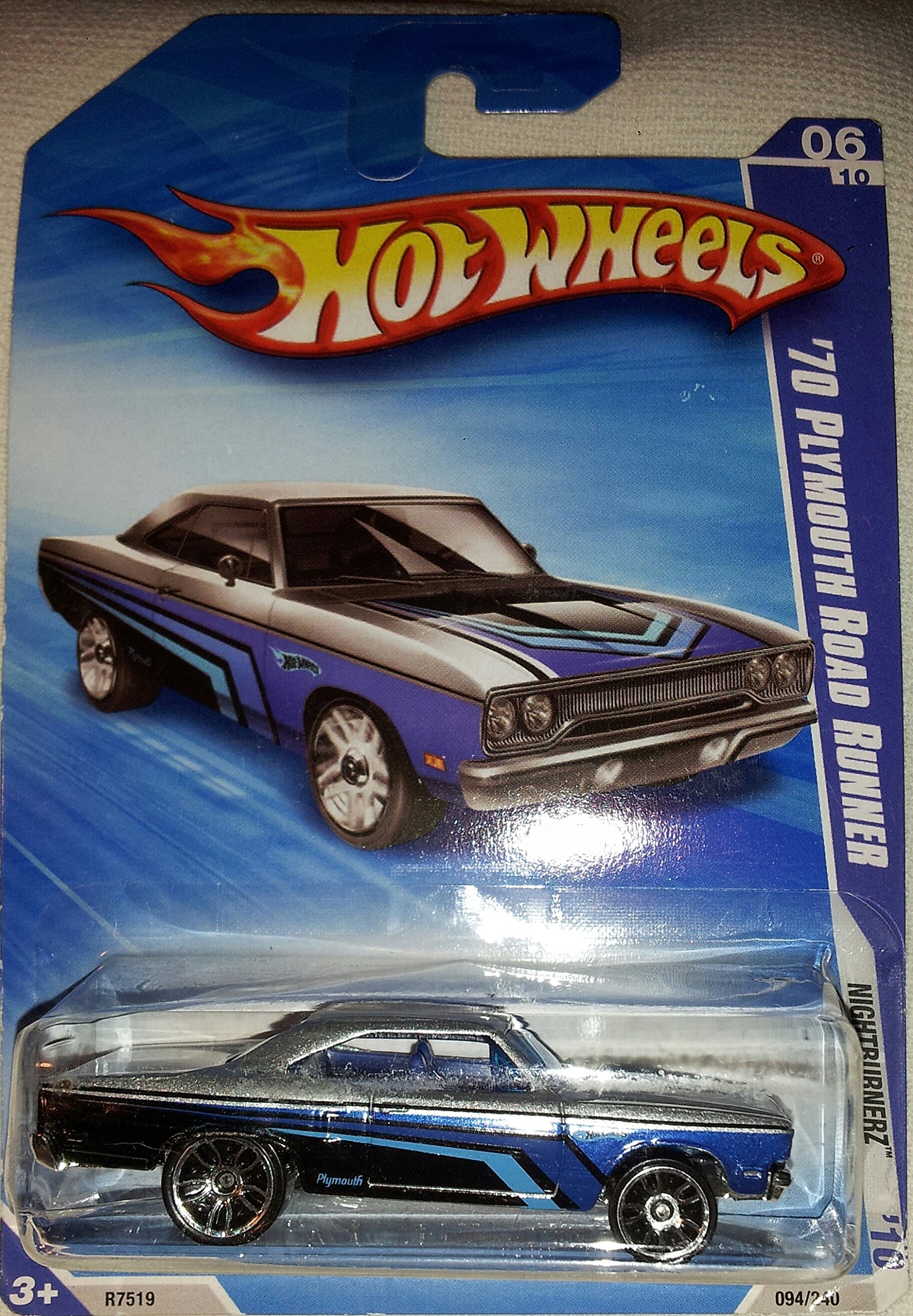 Hot Wheels '70 Plymouth Road Runner Blue Diecast Car - Nightburnerz Series - Collectible Toy Cars for Kids & Adults - Perfect for Racing, Display & Gifts