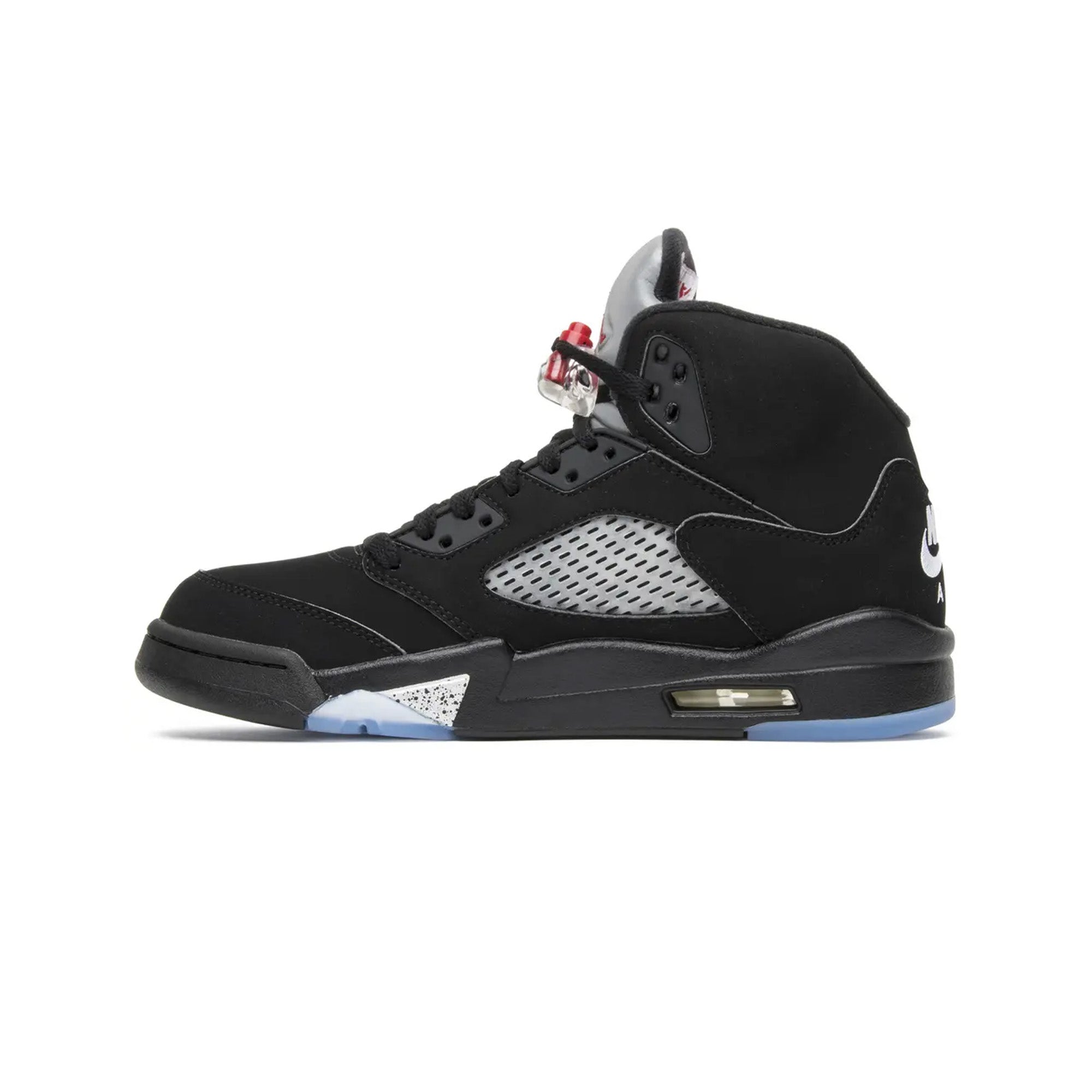Air Jordan 5 Retro 'Black Metallic' Men's Basketball Shoes (2016 Release) - Classic Sneakers for Streetwear & Basketball Games