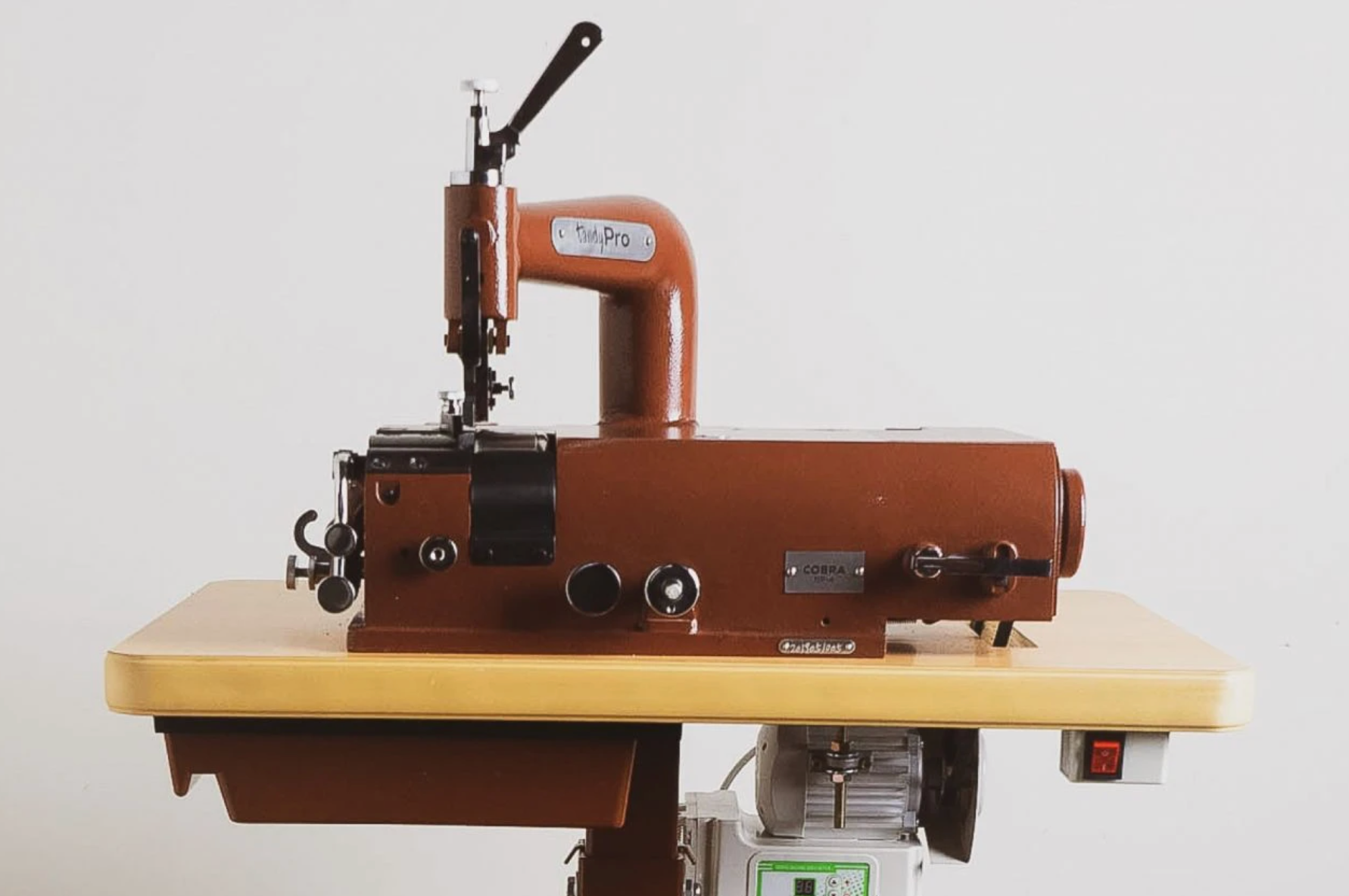TandyPro® NP4 Skiving Machine - Professional Leather Skiver for DIY Leather Crafting & Shoe Making | Perfect for Leatherworkers, Cobblers & DIY Enthusiasts
