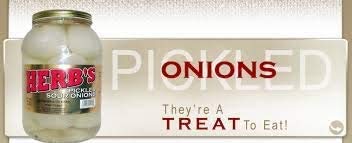 Herb's Pickled Sour White Onions - 1 Gallon Jar (128 oz) | Crisp & Tangy Flavor | Perfect for Sandwiches, Salads & Charcuterie Boards | Great for BBQ, Picnics & Home Cooking
