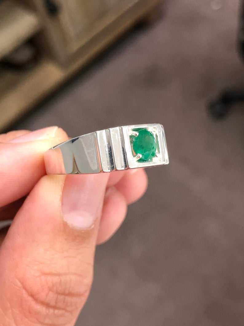 0.70 Carat Round Dark Green Emerald Signet Men's Ring - Sterling Silver 925 - Elegant Jewelry Gift for Him, Wedding Band, Anniversary Present, Birthday Gift for Men