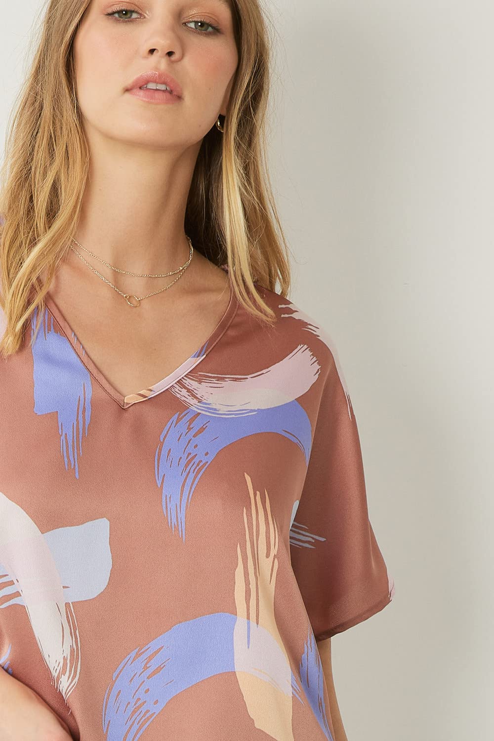 Entro Women's Abstract Print V-Neck Tunic Top - Brown | Flowy Casual Blouse for Work, Date Night & Everyday Wear