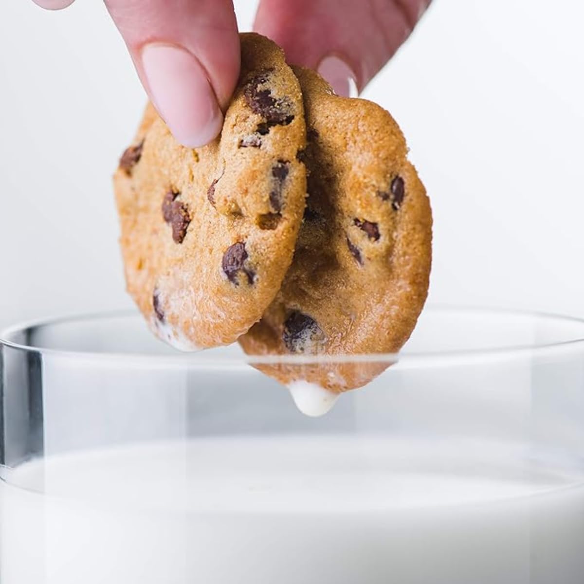 Thinsters Toasted Chocolate Chip Crunchy Cookie Thins 4 oz (Pack of 2) - Total 8 oz | Gluten-Free Snacks for Office, School & Travel | Crispy Thin Cookies for Coffee, Tea & Dessert