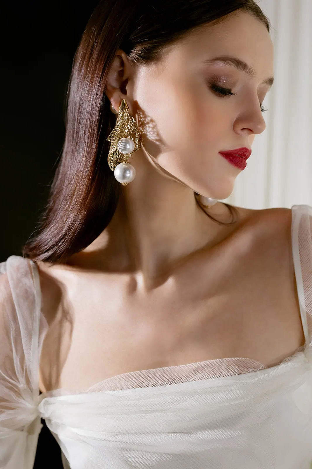 APOLLINE EARRINGS - Elegant Gold Hoop Earrings for Women | Hypoallergenic & Lightweight | Perfect for Parties, Weddings & Everyday Wear