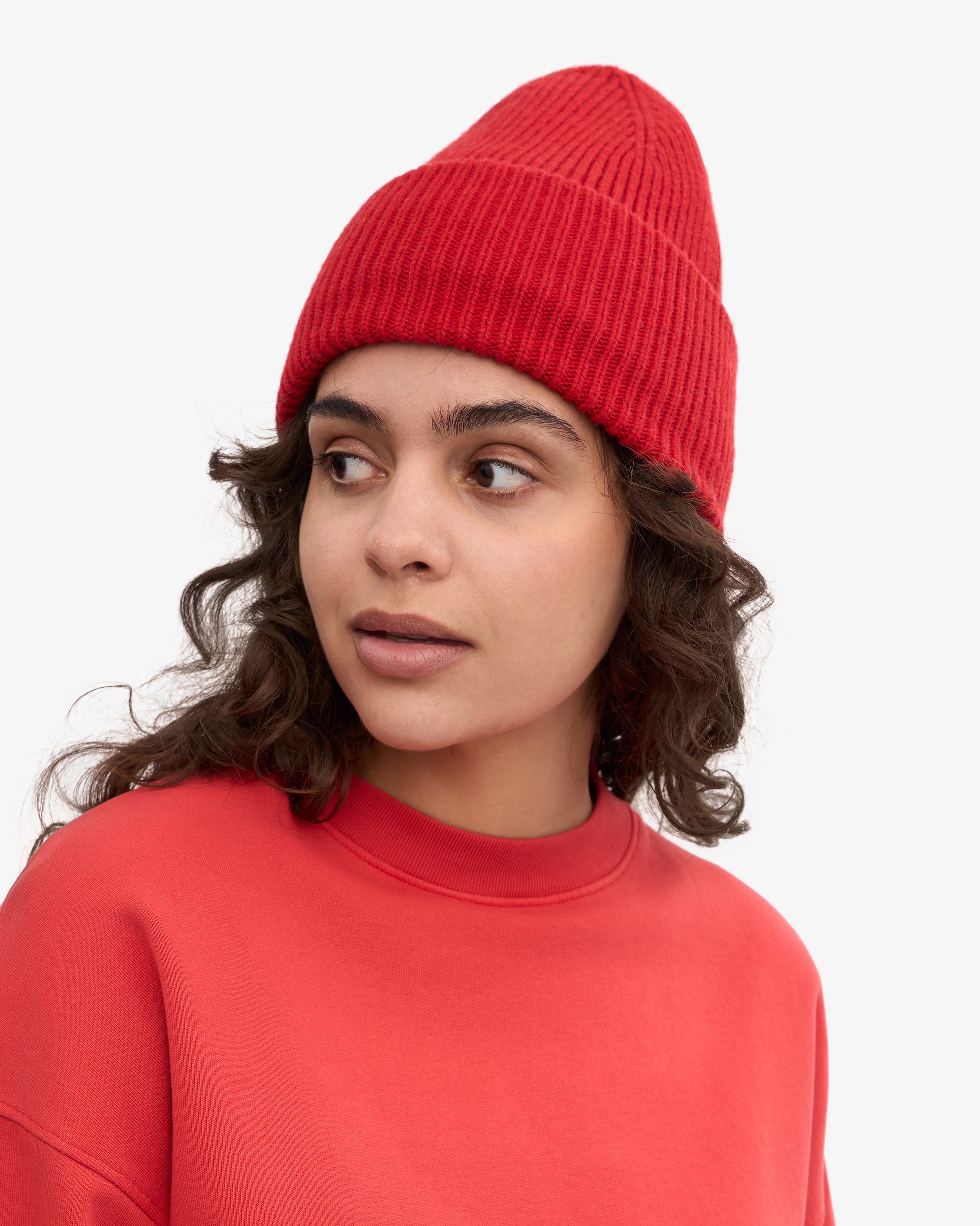 Premium Merino Wool Hat - Warm & Soft Scarlet Red Beanie for Men & Women | Perfect for Winter, Skiing & Outdoor Activities