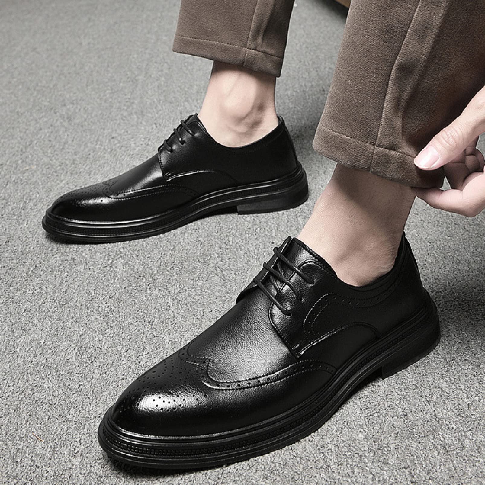 Men's Casual Brogue Oxford Shoes - Comfortable PU Leather Lace-Up Dress Shoes for Walking & Outdoor Activities - Perfect for Office, Business & Daily Wear