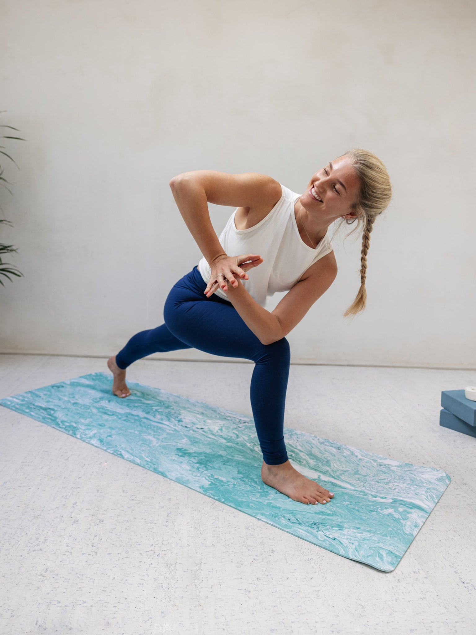 Yogamatters Aqua Evolve Yoga Mat - Non-Slip, Eco-Friendly, Extra Thick for Comfort - Box of 12 - Perfect for Home, Studio & Hot Yoga Classes