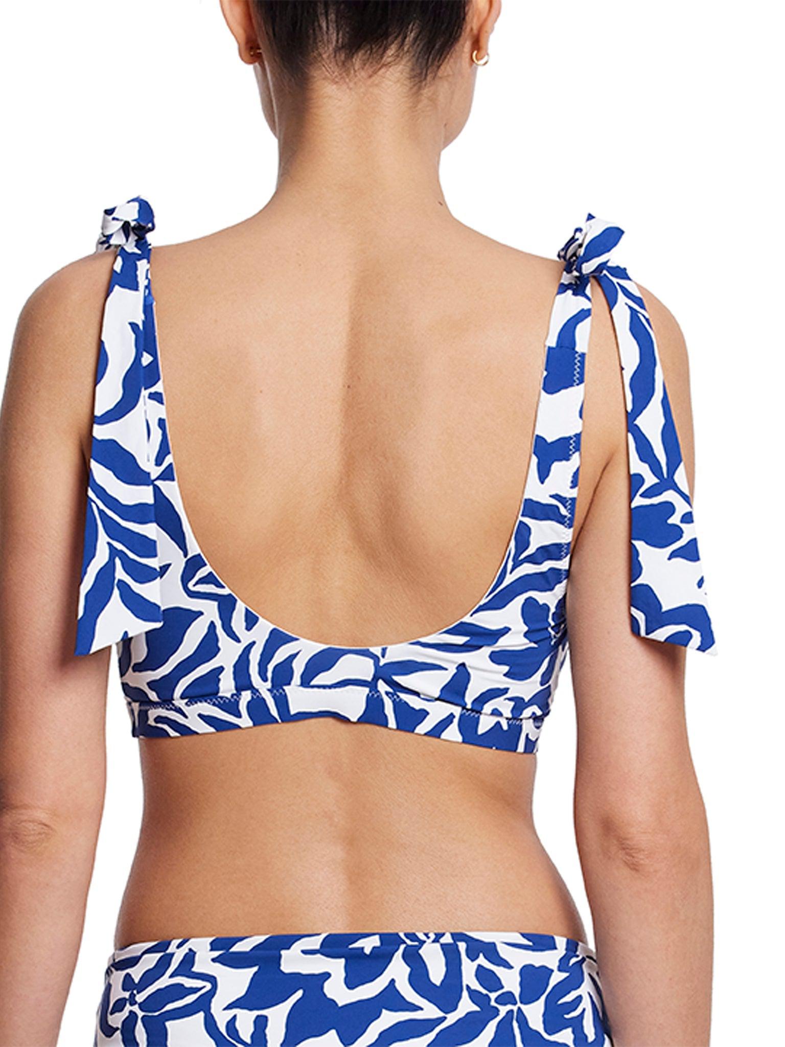 Women's Scoop Neck Swim Top - Flattering One Piece Bathing Suit for Beach & Pool - Perfect for Swimming, Sunbathing & Vacation