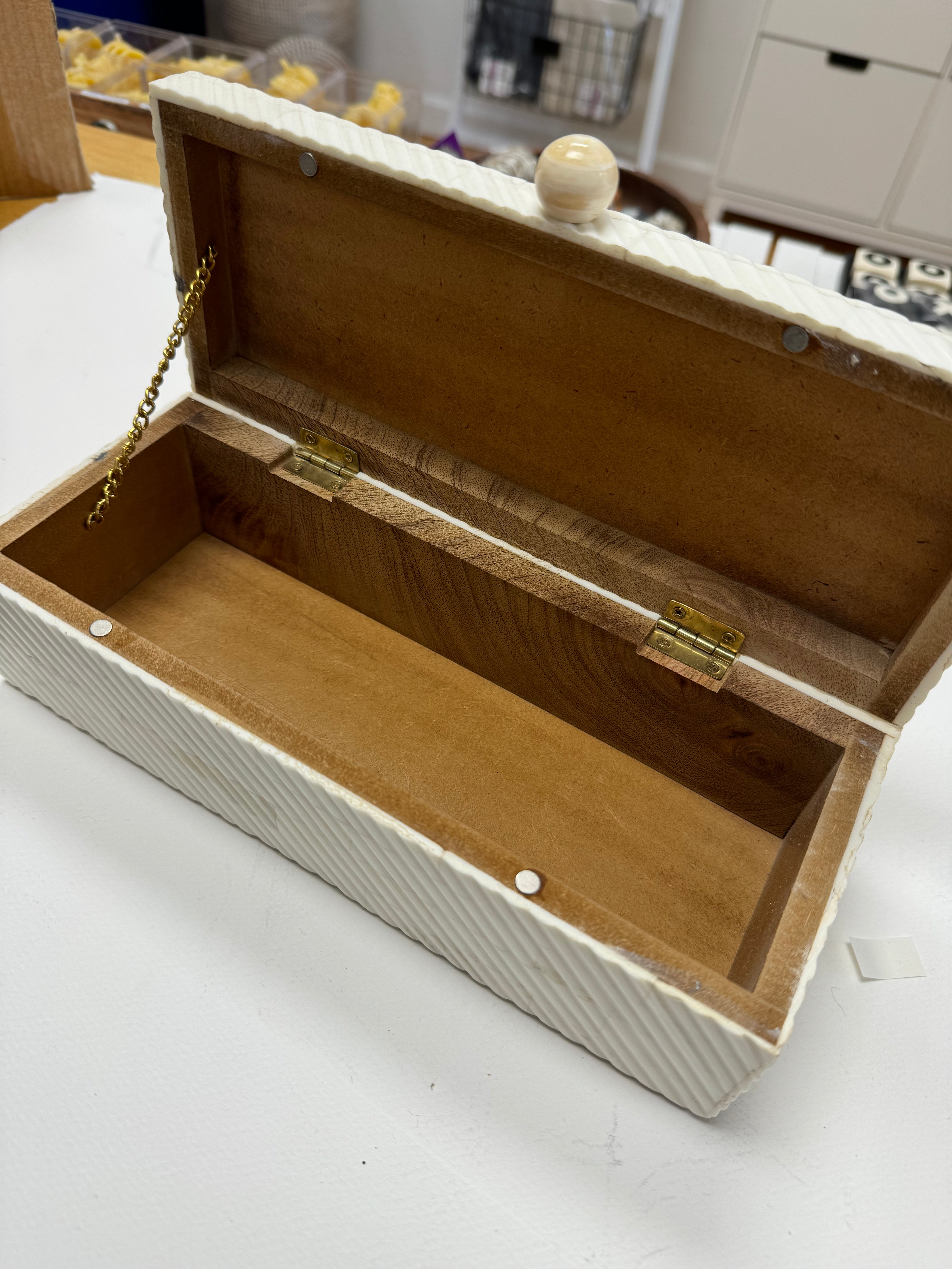Handcrafted White Carved Bone Jewelry Box with Magnetic Closure - Elegant Storage for Rings, Necklaces & Keepsakes | Perfect Gift for Women, Home Decor & Wedding Accessories