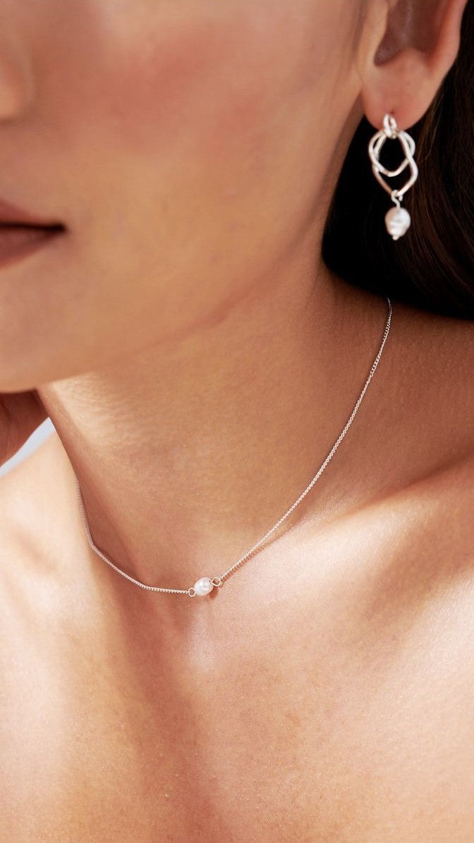 Elegant Kimmy Silver Pearl Necklace for Women - Perfect for Weddings, Parties & Special Occasions