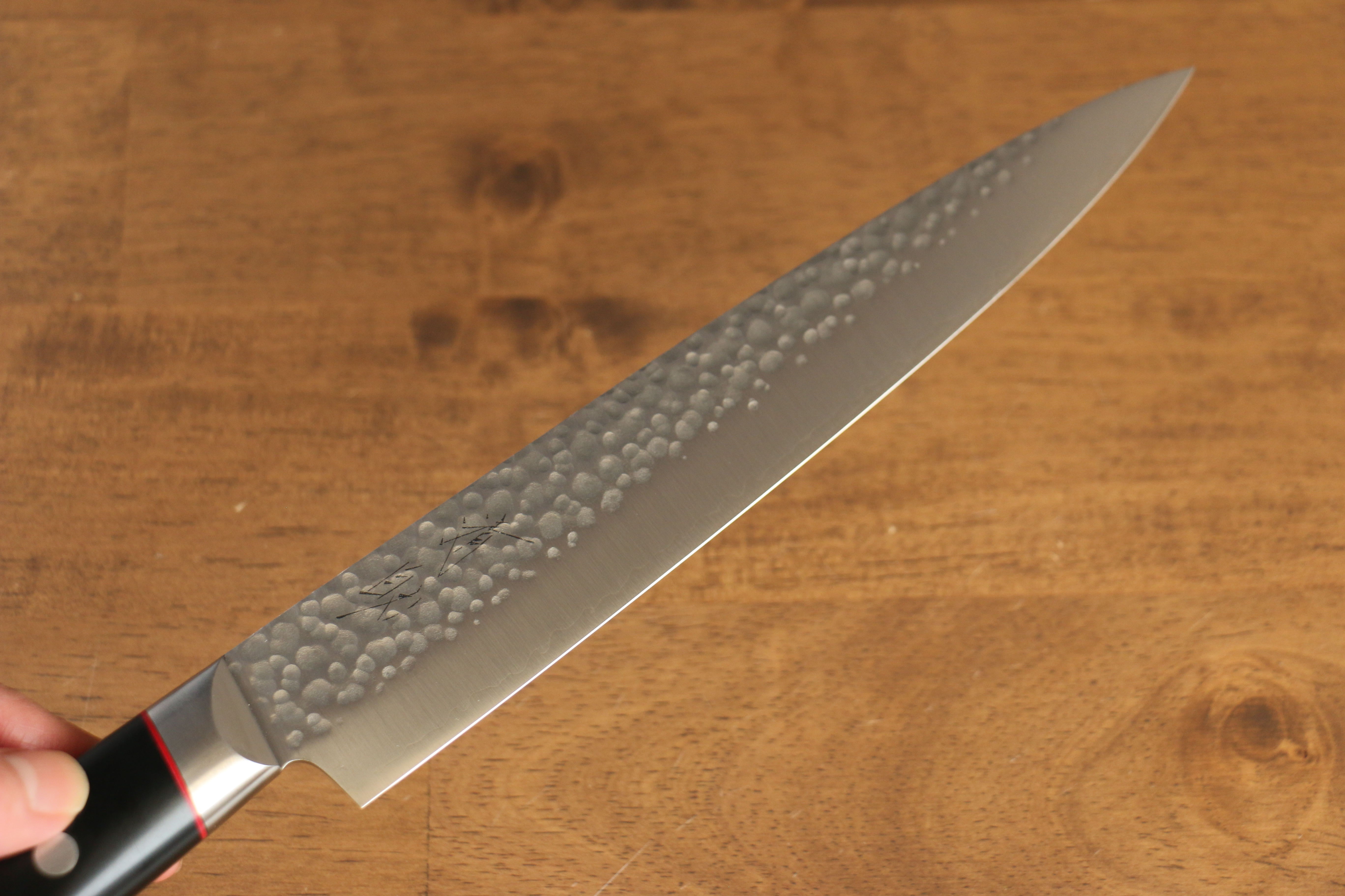 Seisuke PRO J VG10 Hammered Chef Knife 210mm - Japanese Damascus Steel Slicer with Black Micarta Handle - Perfect for Sushi, Meat Cutting & Professional Kitchen Use