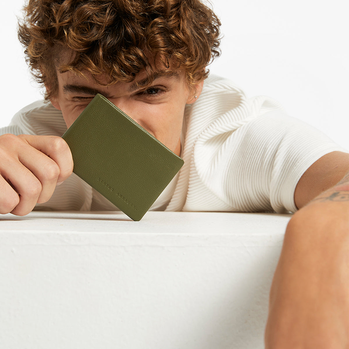 Jonah RFID Blocking Minimalist Wallet for Men - Slim & Lightweight Khaki Leather Bifold - Perfect for Travel, Business & Everyday Carry