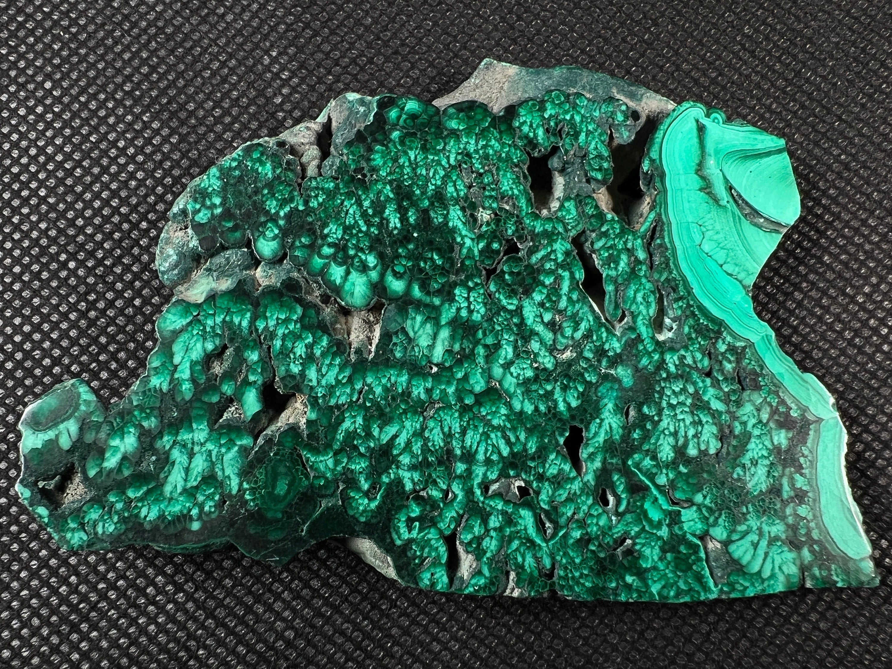 Natural Malachite Crystal Slab - Premium Green Malachite Stone for Jewelry Making, Unique Handmade Gift, Home Decor & Healing Crystal - Perfect for DIY Crafts, Meditation & Spiritual Healing