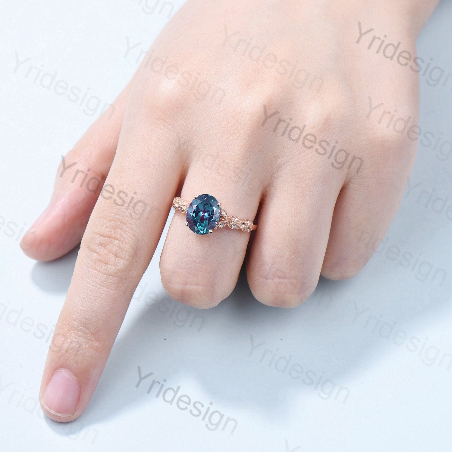 8X10mm Oval Alexandrite Engagement Ring for Women - Split Shank Art Deco Moissanite Diamond Wedding Band, Milgrain Detailing, June Birthstone Anniversary Gift - Perfect for Proposals, Bridal Jewelry & Special Occasions