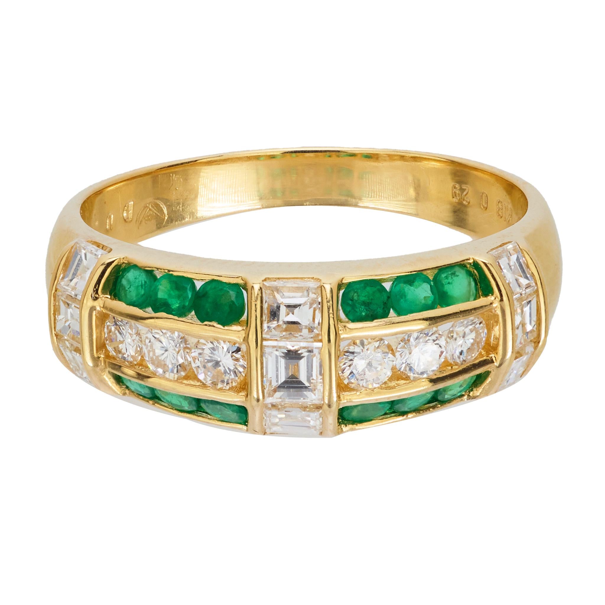 Vintage Diamond & Emerald 18K Yellow Gold Wedding Band Ring for Women - Perfect for Engagement, Anniversary & Special Occasion Gifts