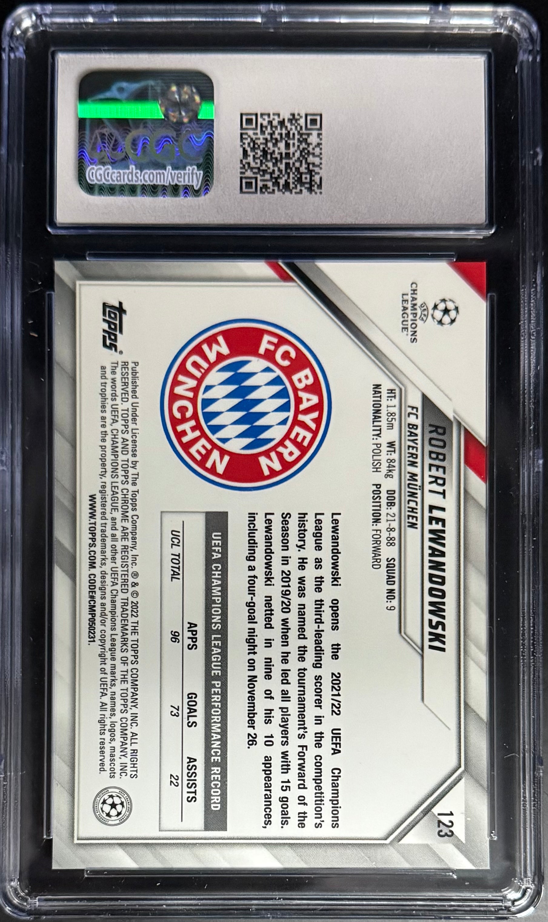 Topps Robert Lewandowski 2021-22 UEFA Champions League Chrome Base Card #123 CGC 9 - Perfect for Soccer Memorabilia Collectors and Bayern Munich Fans