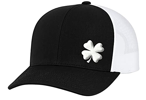 Black/White/White Clover