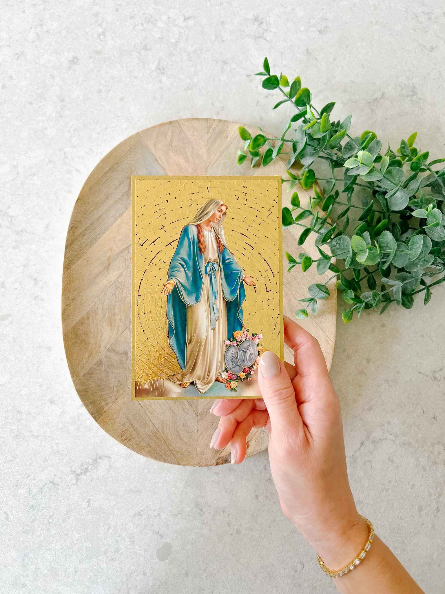 Our Lady of Grace Plaque - Elegant Religious Wall Decor for Home, Church & Prayer Spaces | Perfect for Devotion & Spiritual Inspiration
