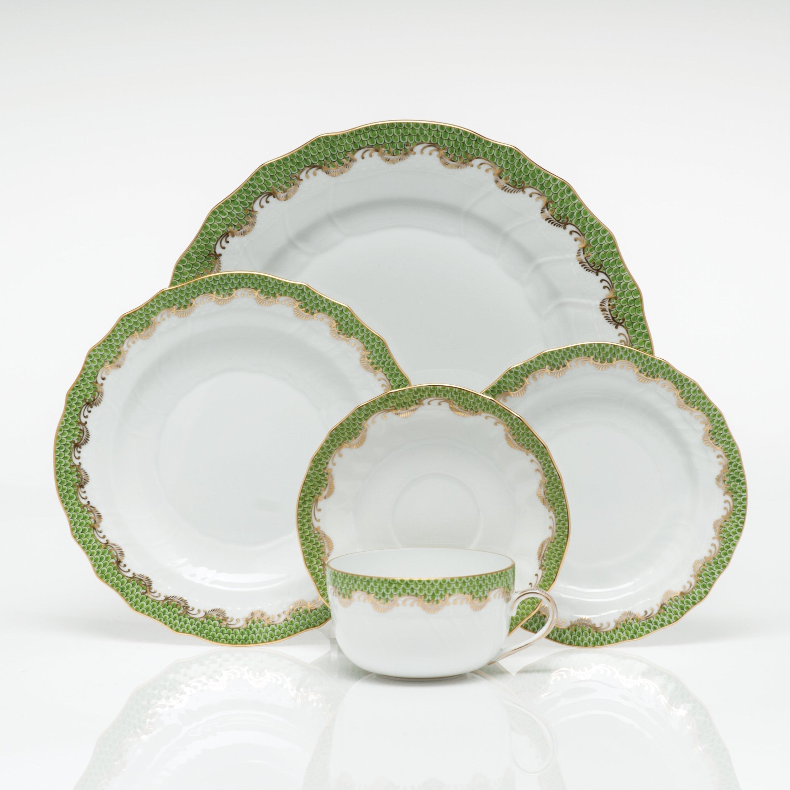 Premium Fish Scale Bread & Butter Plates Set - Elegant Evergreen Design for Dinner Parties, Tea Time & Home Decor