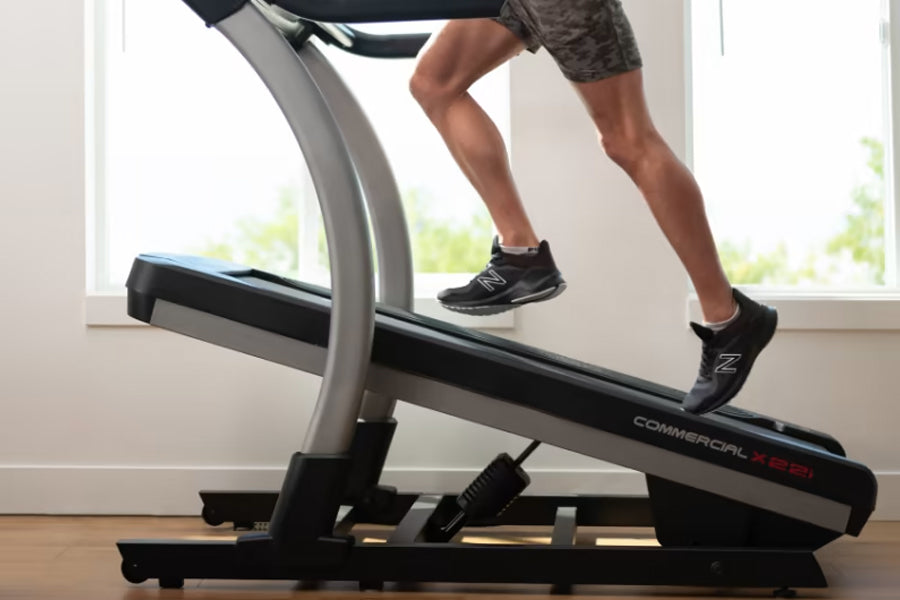 NordicTrack X22i Commercial Treadmill - Premium Incline Trainer for Home Gym, Cardio & Fitness Training - Perfect for Running, Walking & HIIT Workouts