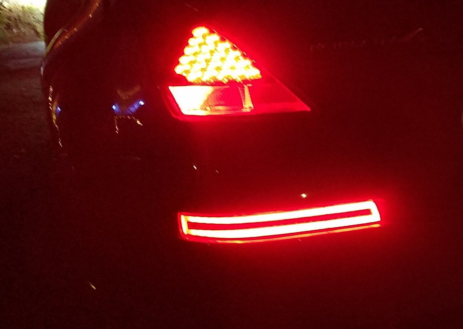 Clear Lens All-in-One LED Turn Signal, Backup & Brake Light for 2003-2009 Nissan 350Z - Upgrade Your Car's Safety & Style for Night Driving & Custom Builds