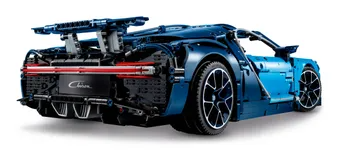 LEGO® Technic™ Bugatti Chiron Building Set - 1:8 Scale Model Car Kit with 3599 Pieces for Adults & Teens - Perfect for Car Enthusiasts & Collectors - Build & Display for Home or Office Decor
