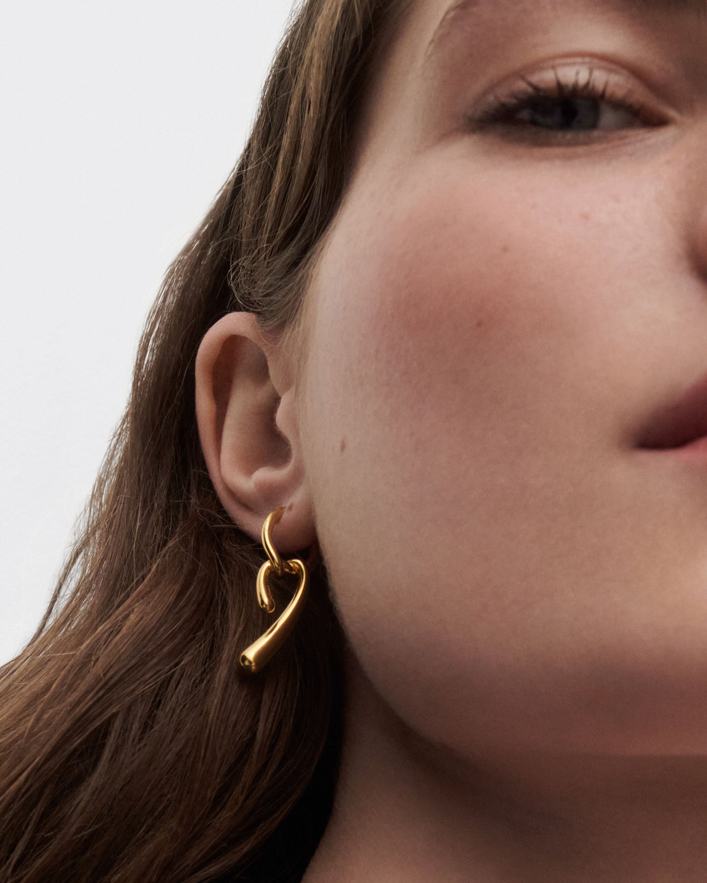 GRID1 Twist Hoops - Stylish Dangle Earrings for Women, Trendy Gold & Silver Hoop Earrings for Everyday Wear, Perfect for Parties, Work & Date Nights
