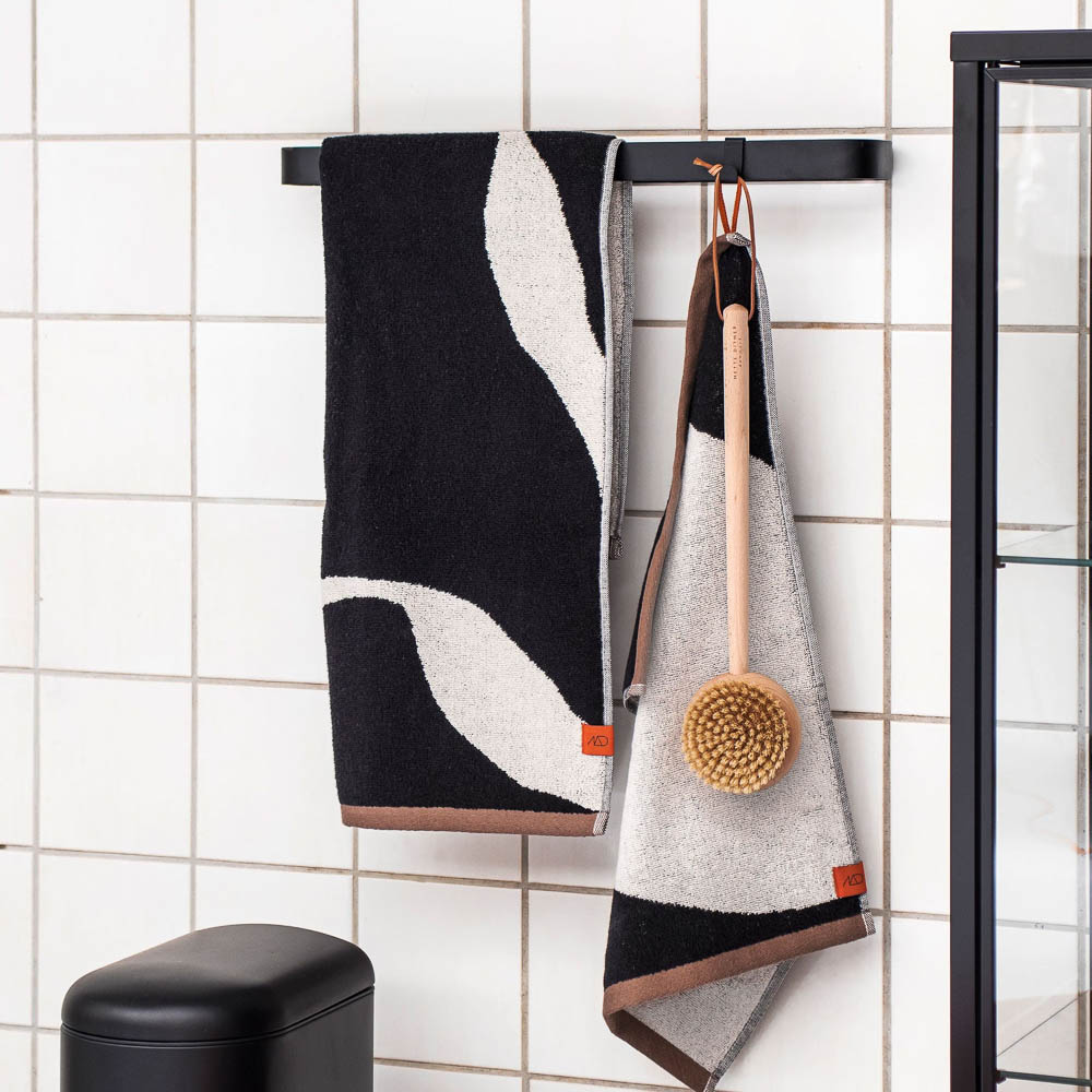 METTE DITMER Nova Arte Hand Towel Set of 2 - 40x55cm Absorbent Cotton Bath Towels in Black & Off White - Perfect for Kitchen, Bathroom & Guest Room Decor