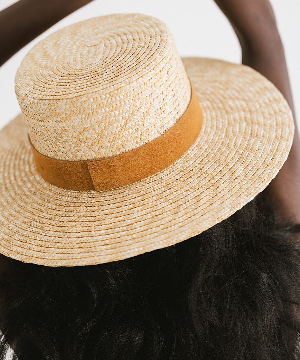 Stylish Capri Short Brim Boater Straw Hat for Women - Summer Beach Vacation, Garden Party & Outdoor Fashion Accessory