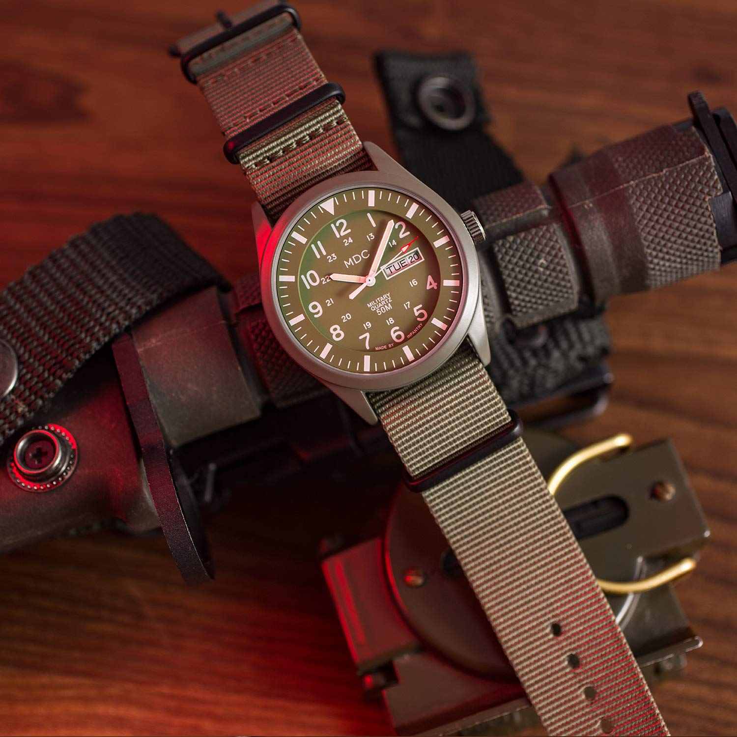 MDC Men's Tactical Military Watch - Waterproof Analog Quartz Wristwatch with Date & Day Display, Army Green Nylon Band - Perfect for Outdoor Sports, Field Work & Military Use