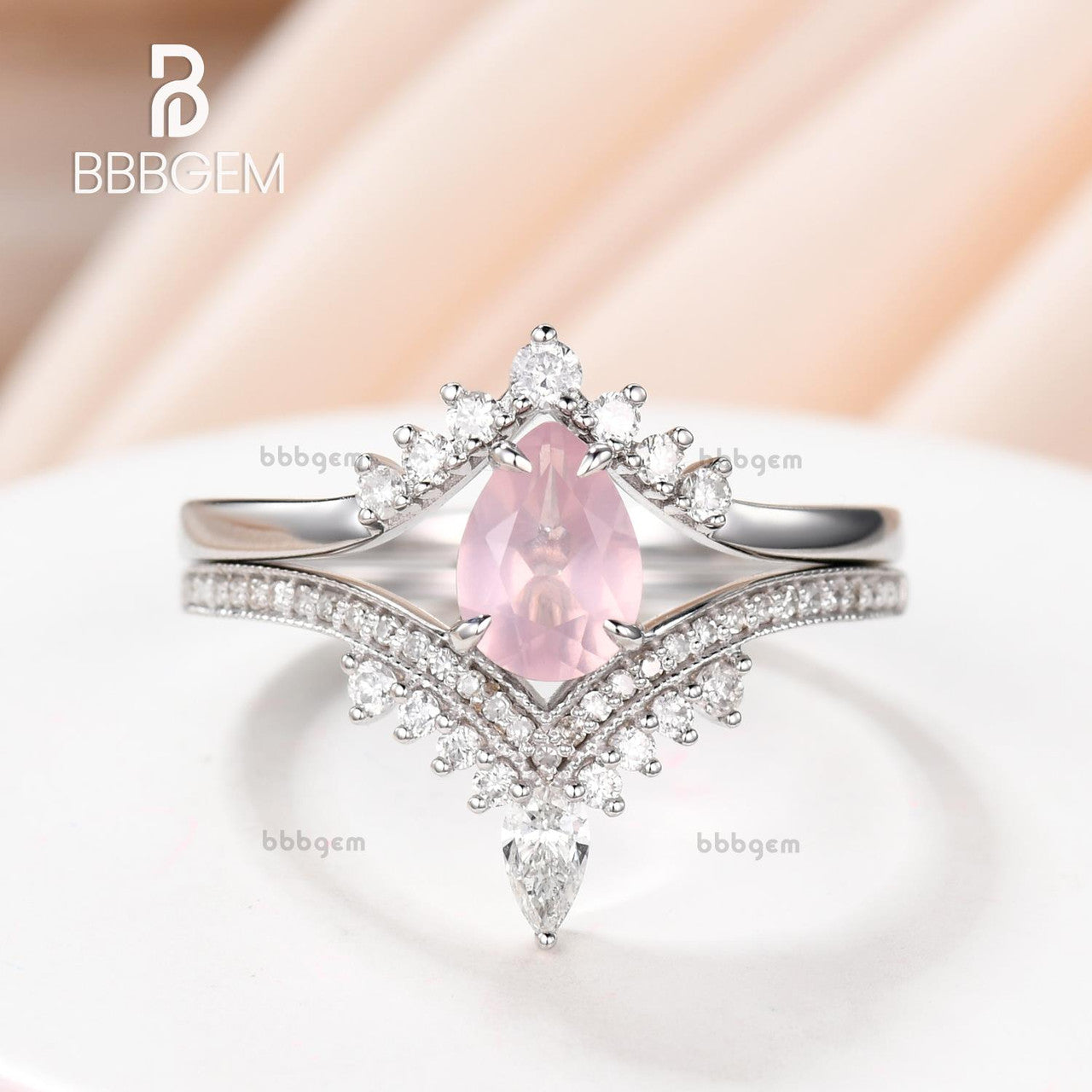 Exquisite 0.8 Carat Pear Cut Rose Quartz Engagement Ring Set with Diamond Band - Perfect for Proposals, Anniversaries & Romantic Gifts