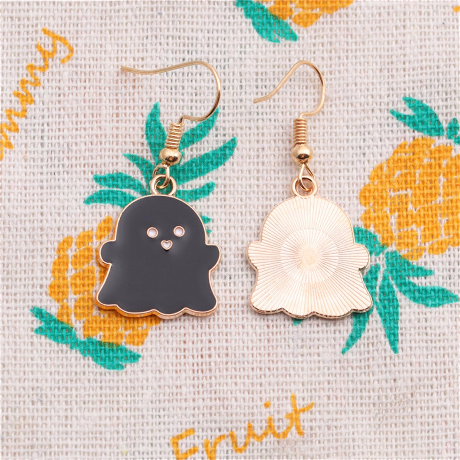Happy Ghost Halloween Earrings for Women - Cute Black & White Ghost Earrings - Funny Kawaii Ghost Jewelry - Perfect for Halloween Parties & Costume Accessories