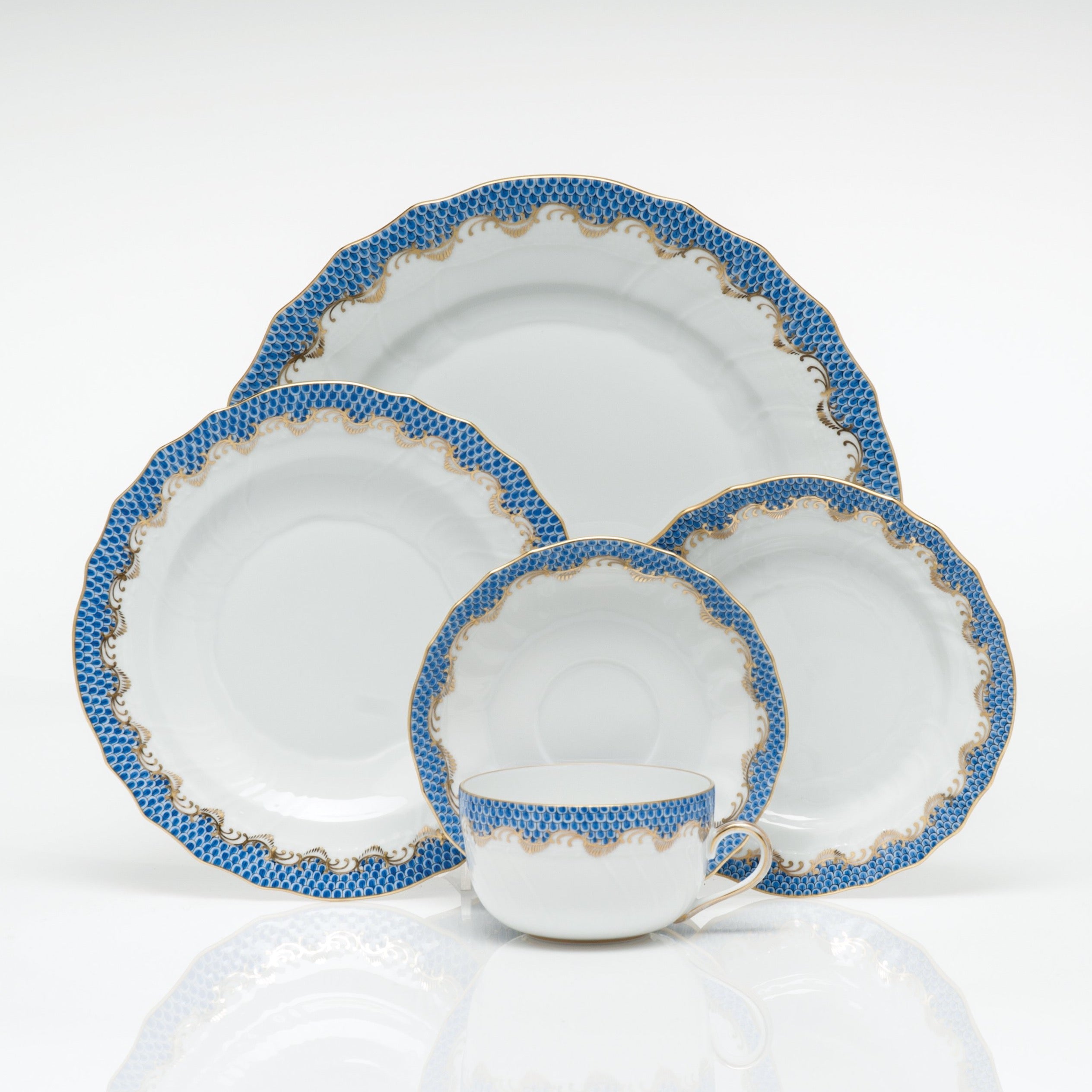 Premium Fish Scale Design Dessert Plates - Set of 6, Elegant Blue Ceramic Small Plates for Cake, Pastry, Appetizers - Perfect for Dinner Parties, Tea Time & Home Decor