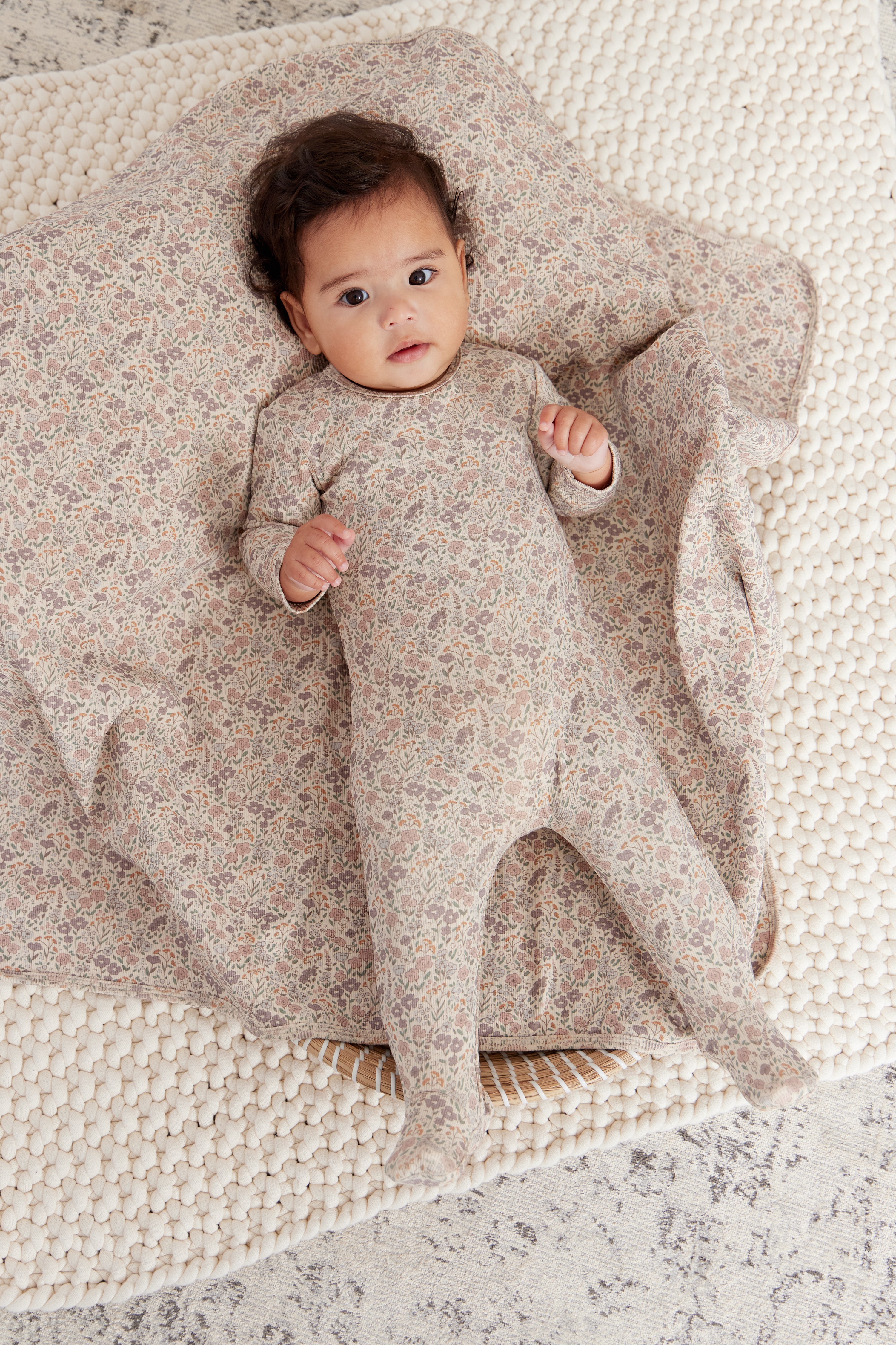 Kipp Baby Floral Pink Baby Blanket - Soft & Cozy Nursery Blanket for Newborns, Infants & Toddlers - Perfect for Crib, Stroller, Swaddling & Photo Shoots
