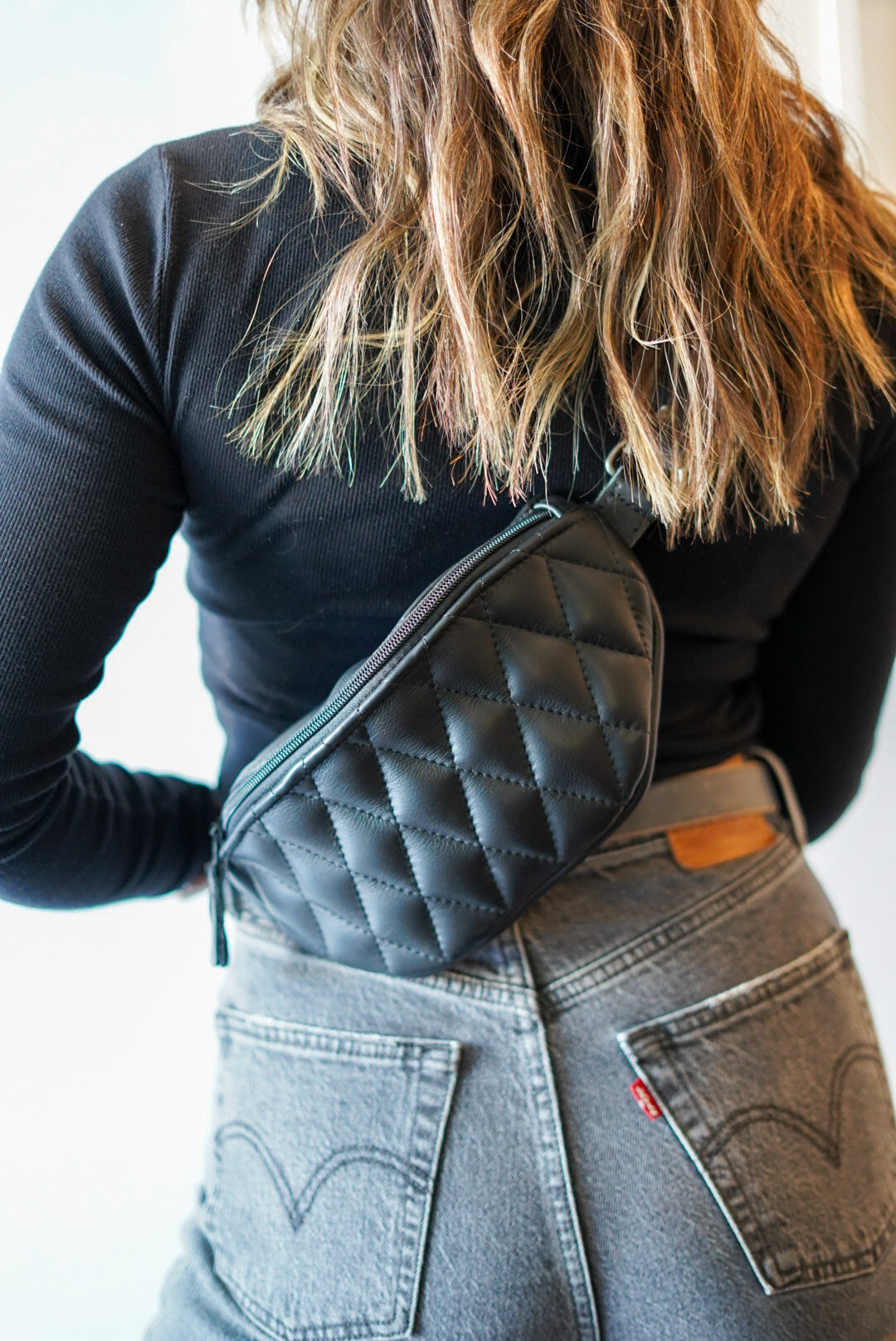 Diamond Stitch Fanny Pack - Black Waist Bag for Men & Women | Perfect for Running, Hiking, Travel & Outdoor Activities