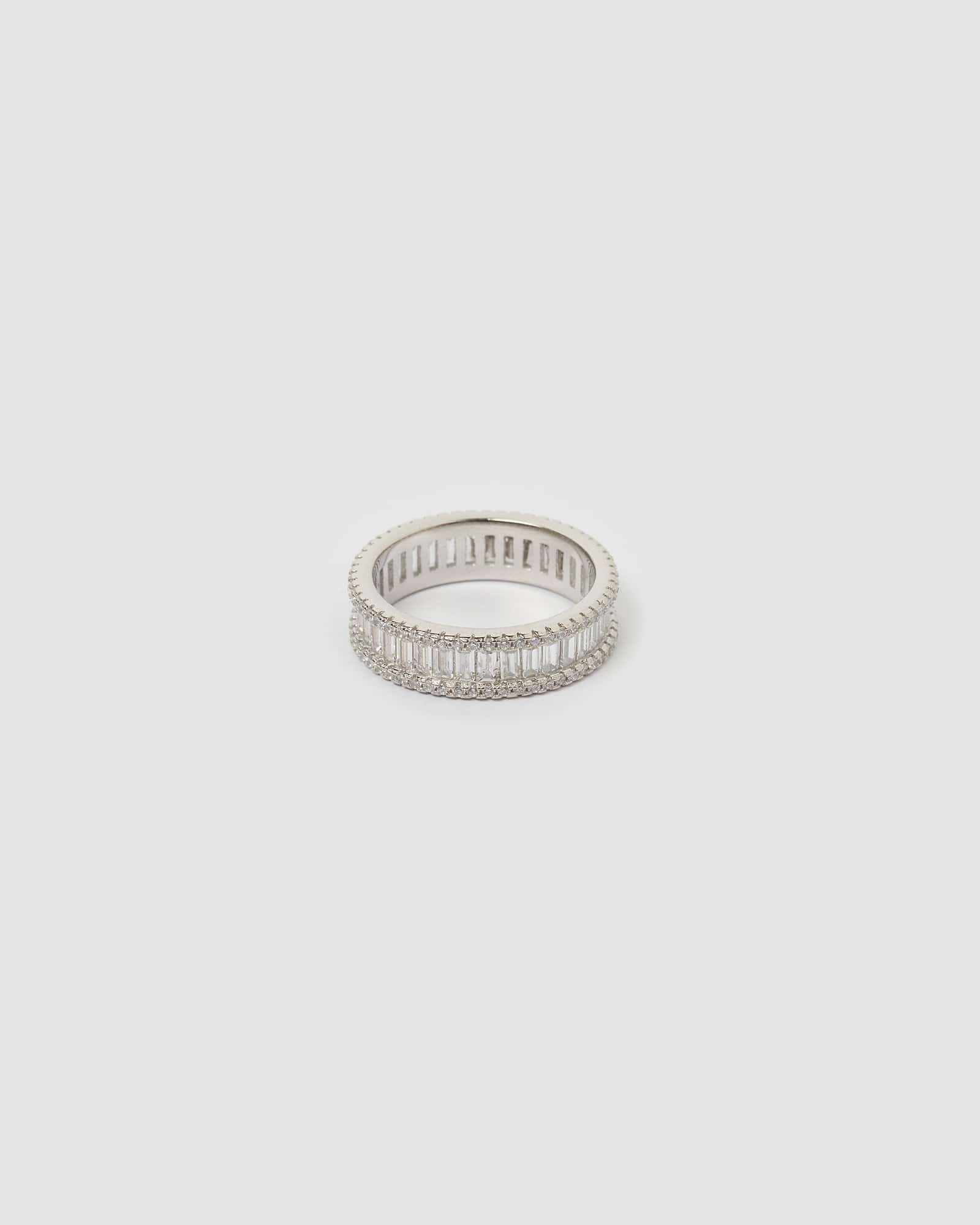 Izoa Hallie Silver Ring for Women - Elegant Minimalist Jewelry for Everyday Wear, Parties & Special Occasions