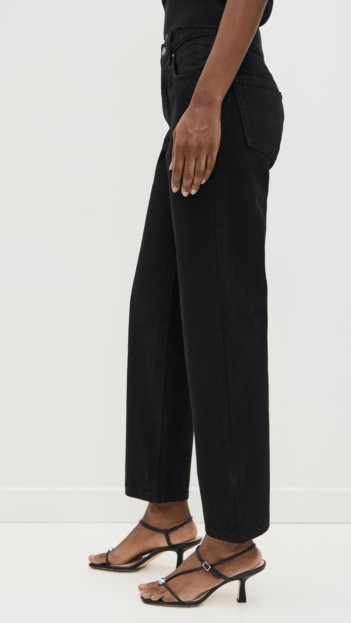 Levi's Women's 501 Original Fit High Rise Straight Leg Jeans - '90s Vintage Style Denim Pants for Casual Wear & Everyday Outfits