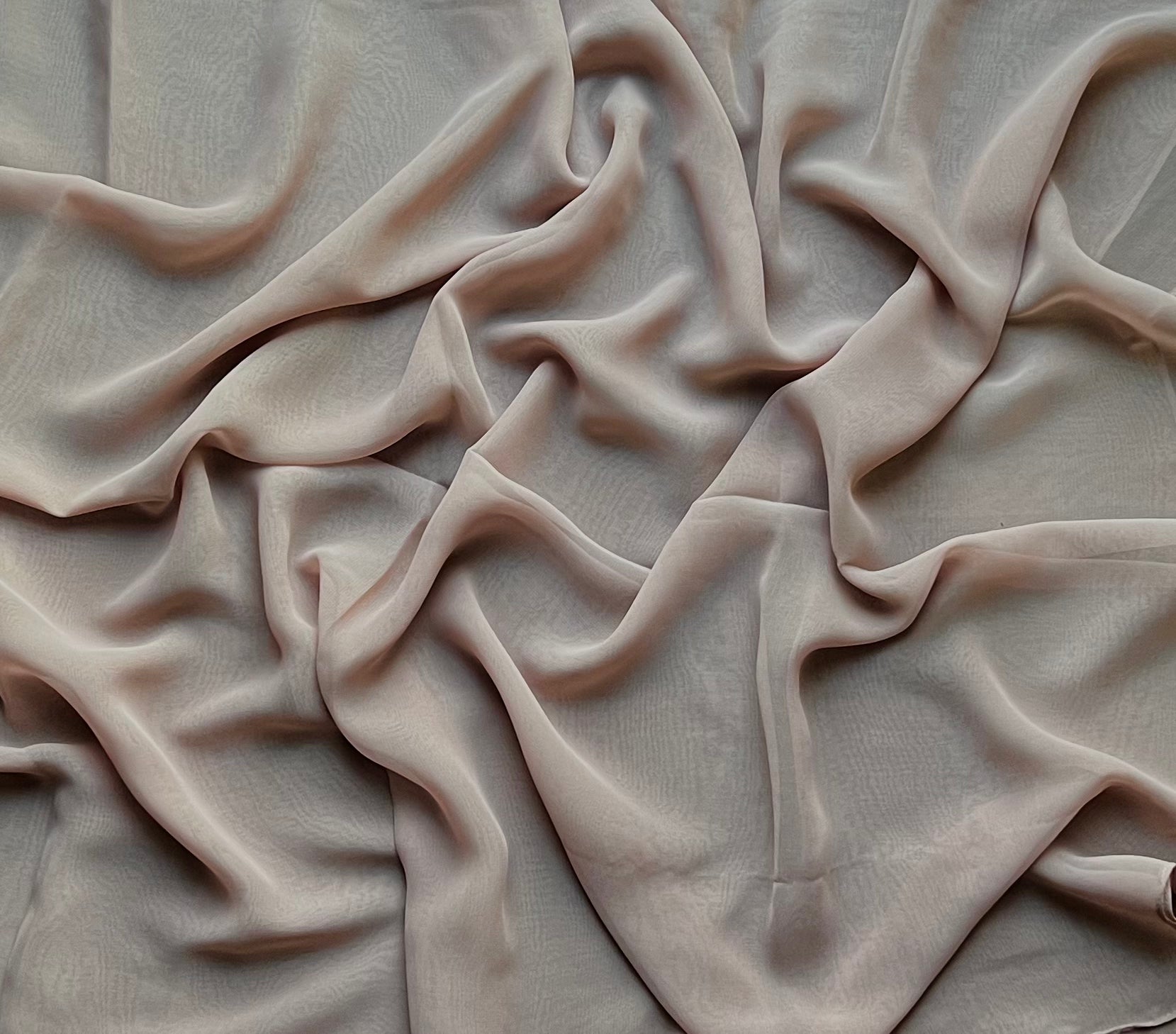 Elegant Dusty Pink Georgette Chiffon Fabric - Perfect for Dresses, Scarves & Home Decor