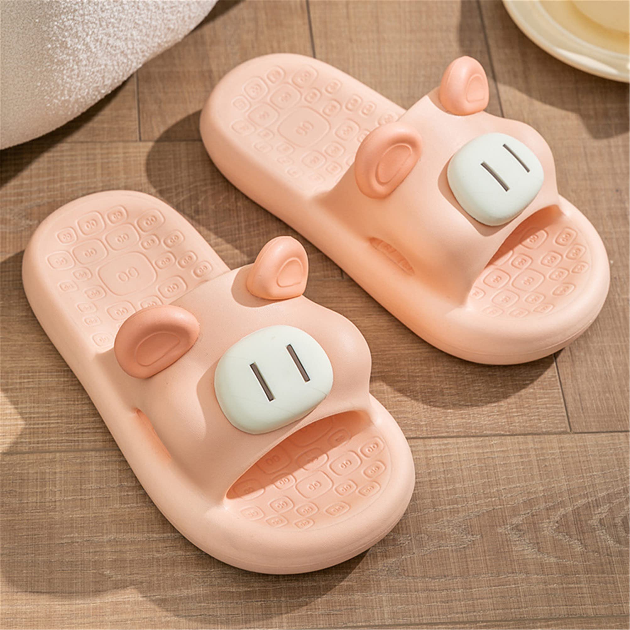 **Women's Summer Animal Pig Slippers - Indoor Non-Slip Open-Toe Sandals for Bathroom, Home, and Spa Comfort**
