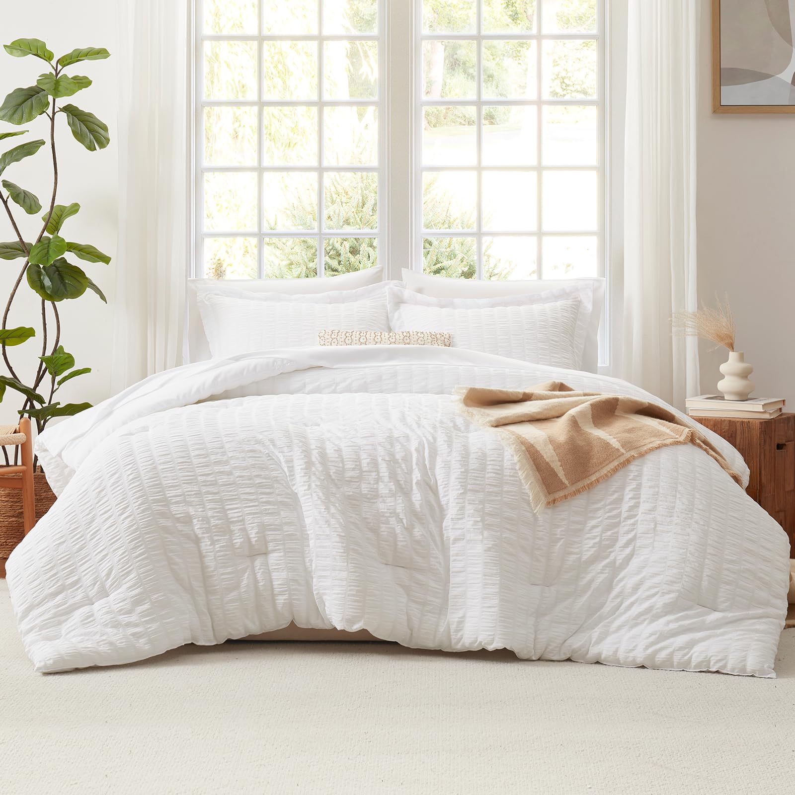 Luxury King Size Comforter Set - 7 Piece White Seersucker Bedding Set with Down Alternative Comforter, Sheets, Pillowcases & Shams | All-Season Soft Bed in a Bag | Perfect for Master Bedroom, Guest Room & Vacation Homes