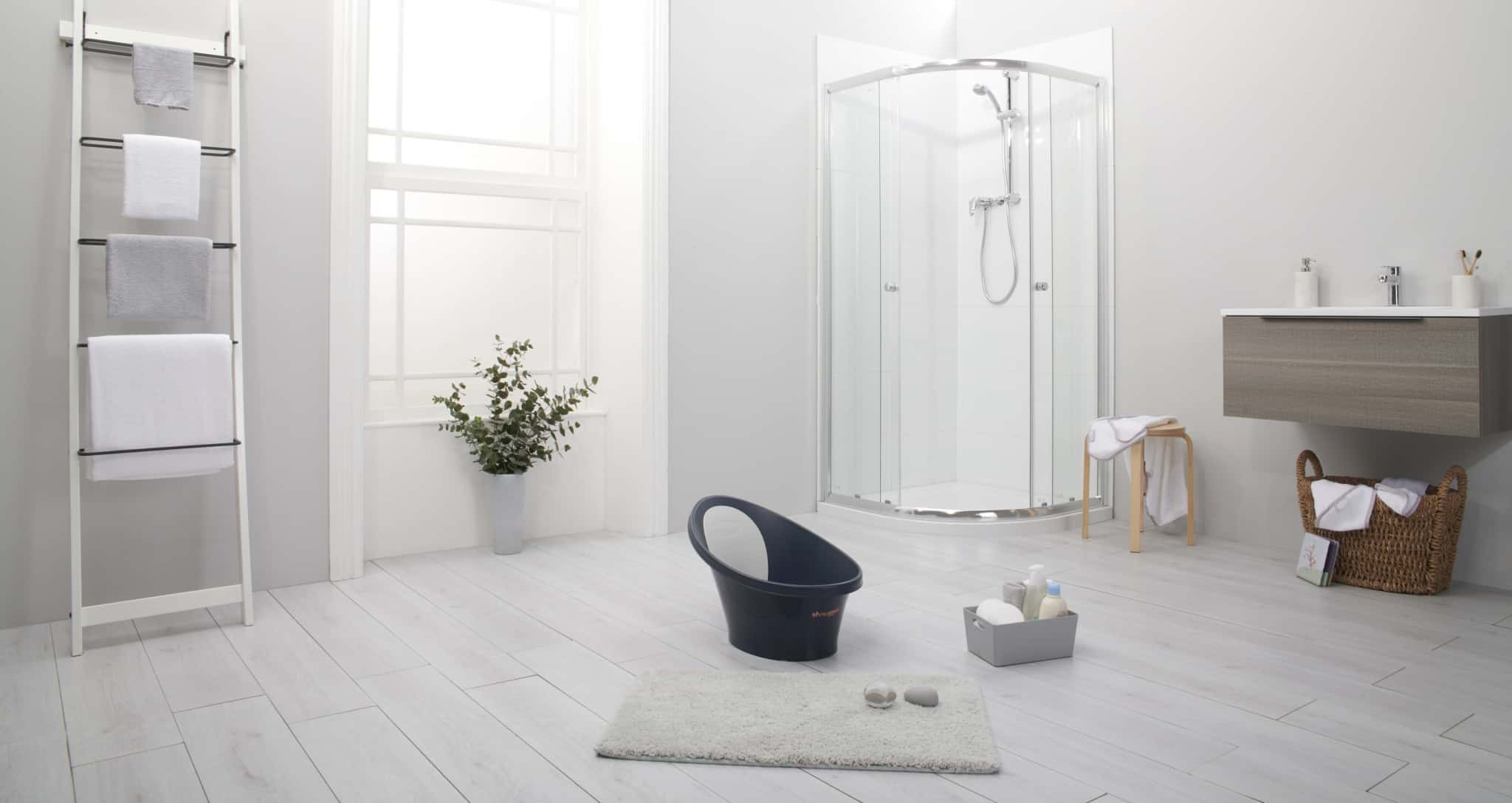 BEABA X Shnuggle Baby Bathtub - Soft & Ergonomic Newborn to Toddler Bathing Tub for Safe & Comfortable Bath Time | Perfect for Nursery, Home & Travel Use
