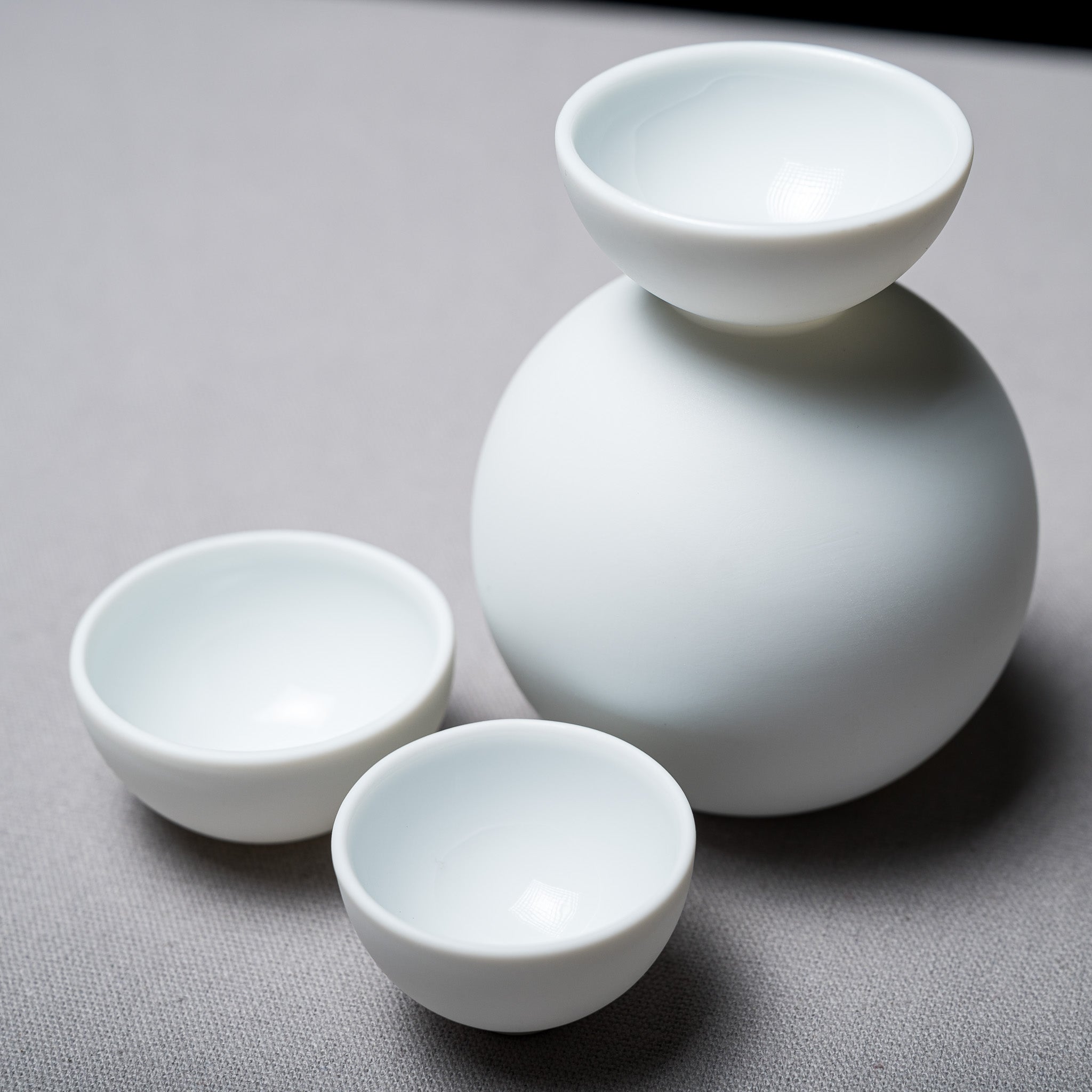 Snowman Sake Set - Elegant Matt Glaze Ceramic Japanese Drinking Set for Winter Entertaining & Holiday Gifts