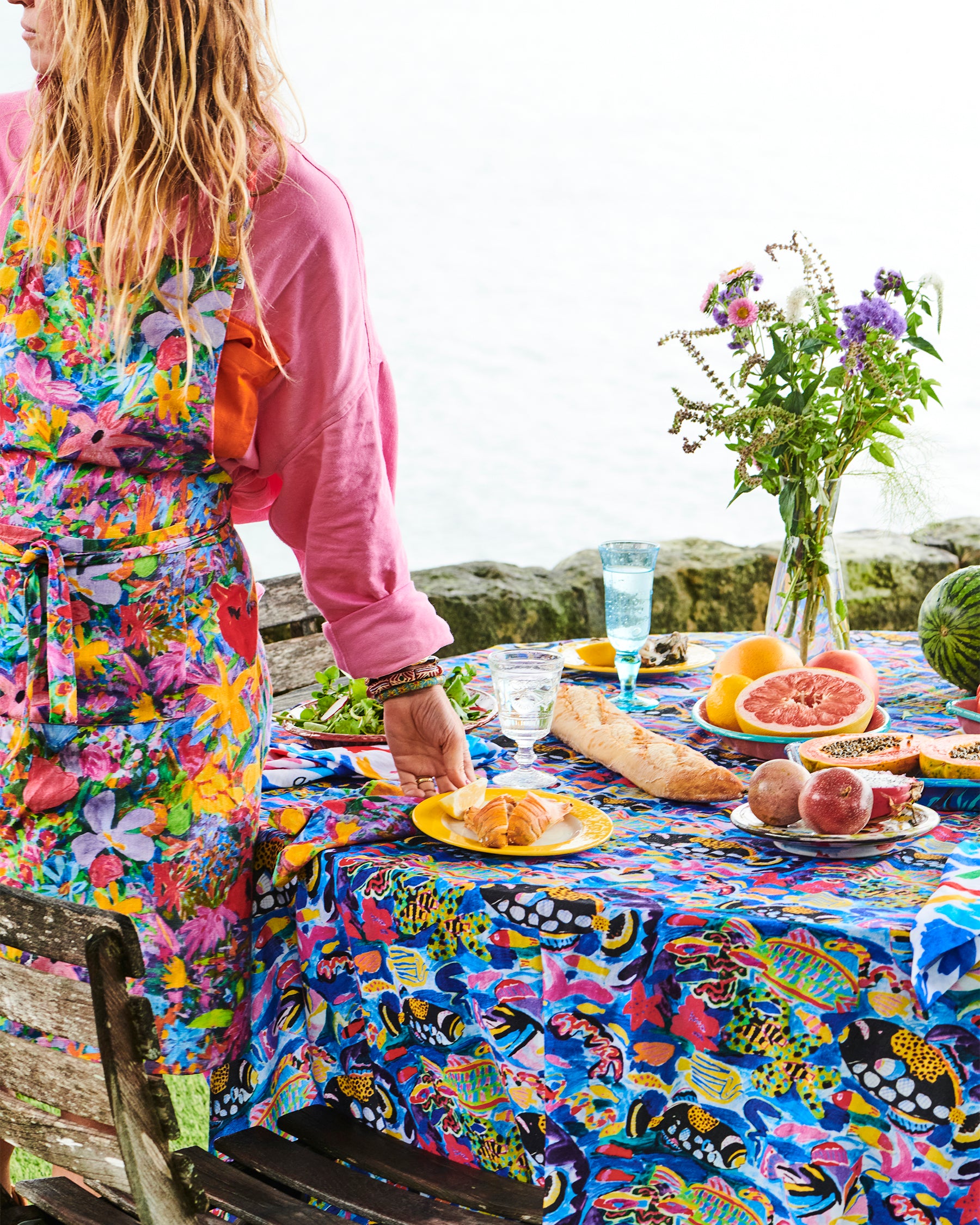 Kip&Co X Ken Done Barrier Reef Garden Round Linen Tablecloth - Stylish & Durable 100% Linen Table Cover for Dining, Outdoor Picnics & Beach Parties