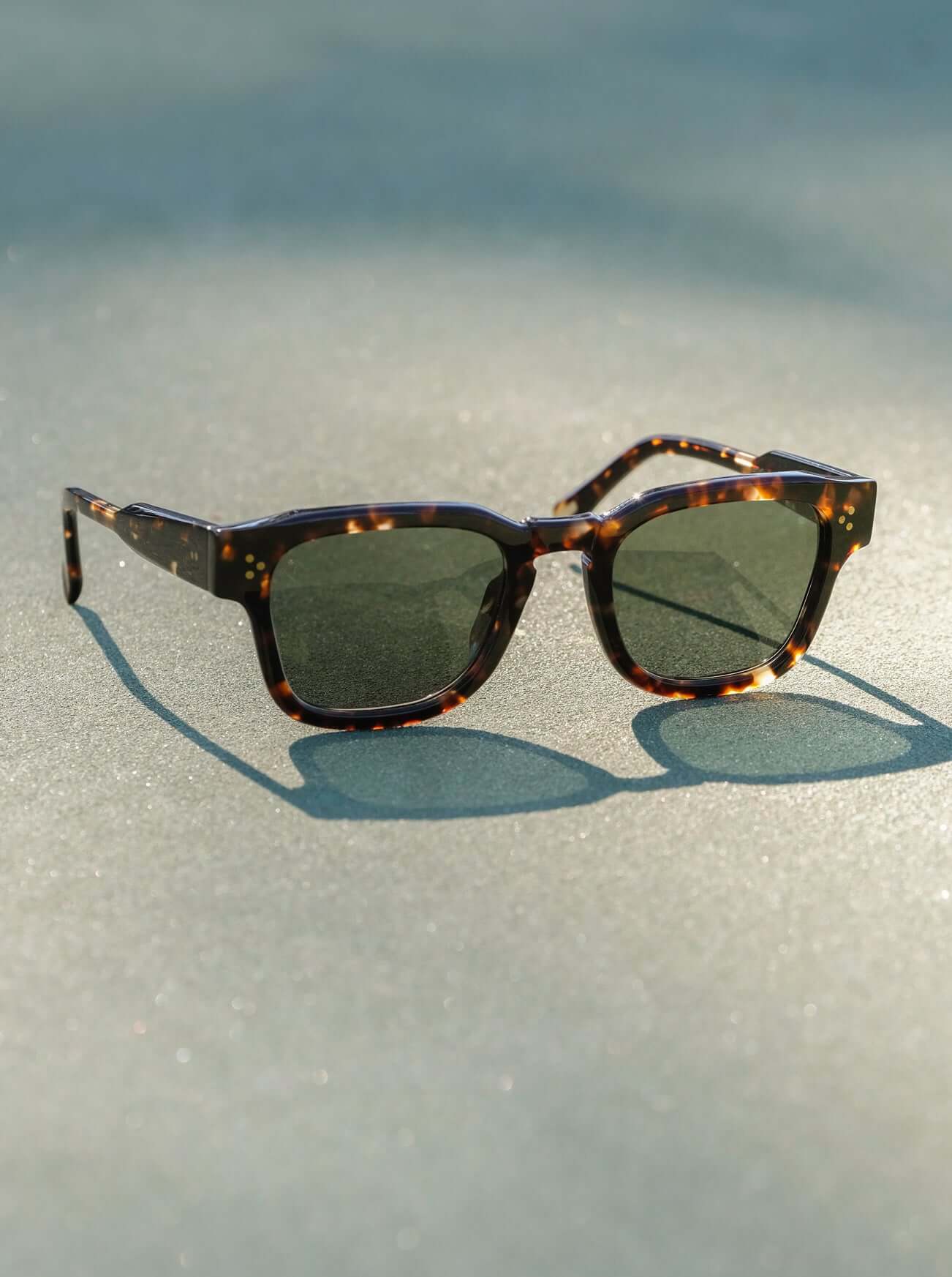 RECE Brindle Tortoise Green Polarized Sunglasses - UV Protection & Anti-Glare for Outdoor Sports, Driving, and Beach Activities
