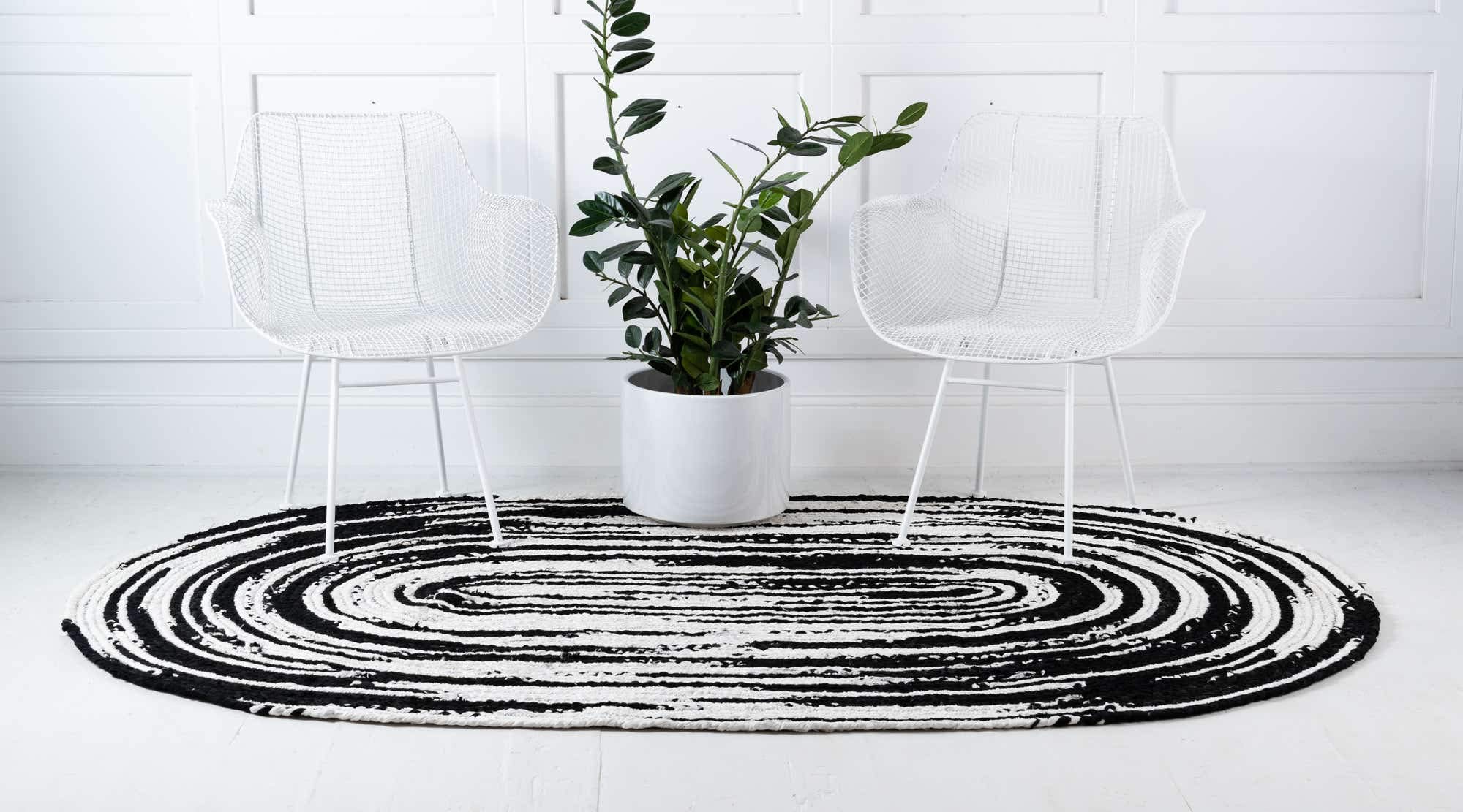 Unique Loom Braided Chindi Collection Casual Modern Black Oval Rug 8' x 10' - Handwoven Boho Chic Area Rug for Living Room, Bedroom, or Office Decor