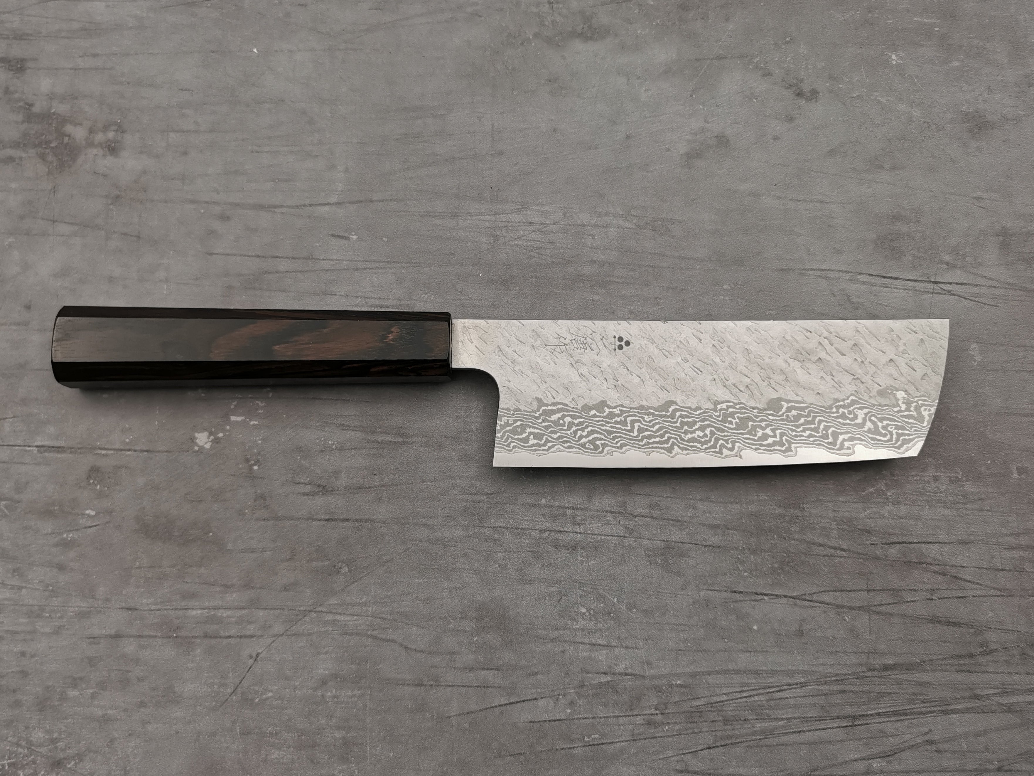 Nigara Hamono VG10 Damascus Nakiri Knife - Japanese Chef Knife for Vegetable Cutting, Slicing & Chopping - Perfect for Home Kitchen, Professional Cooking & Sushi Preparation