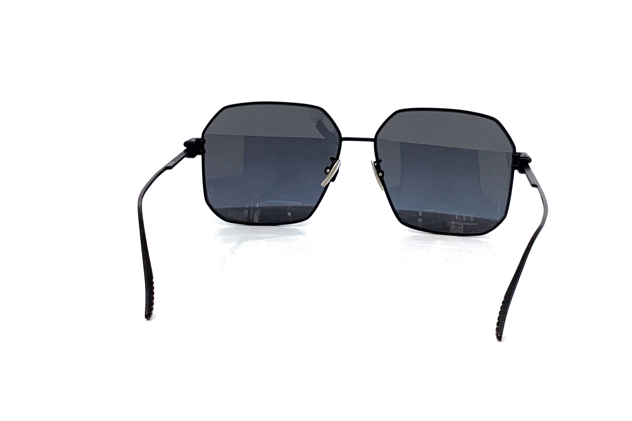 Bottega Veneta BV1047S (001) Sunglasses - Luxury Polarized UV Protection for Men & Women | Perfect for Outdoor Activities, Travel, and Fashion Accessories