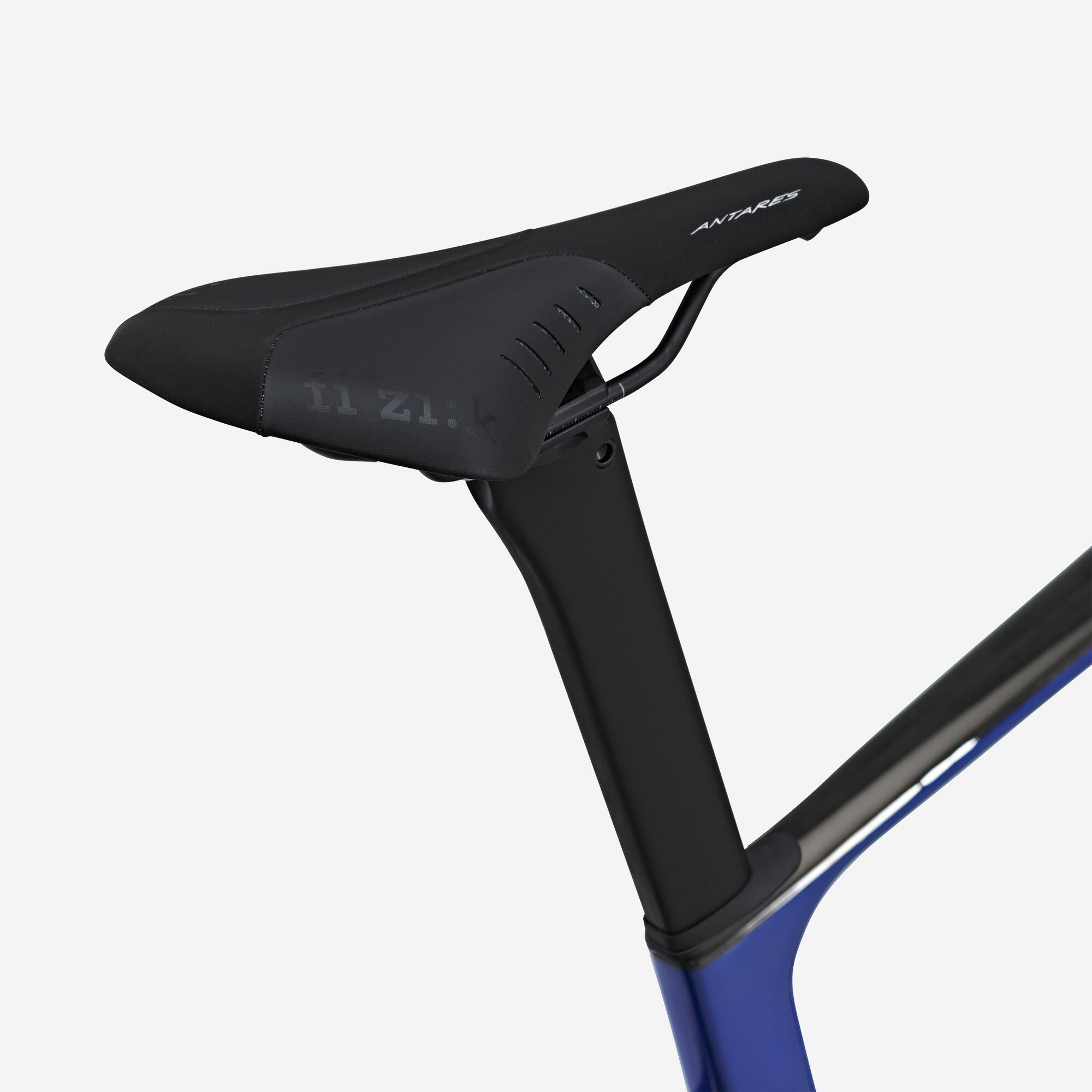 Van Rysel RCR Rival AXS Power Sensor Road Bike - Lightweight Carbon Frame & Wireless Shifting for Competitive Cycling & Endurance Training