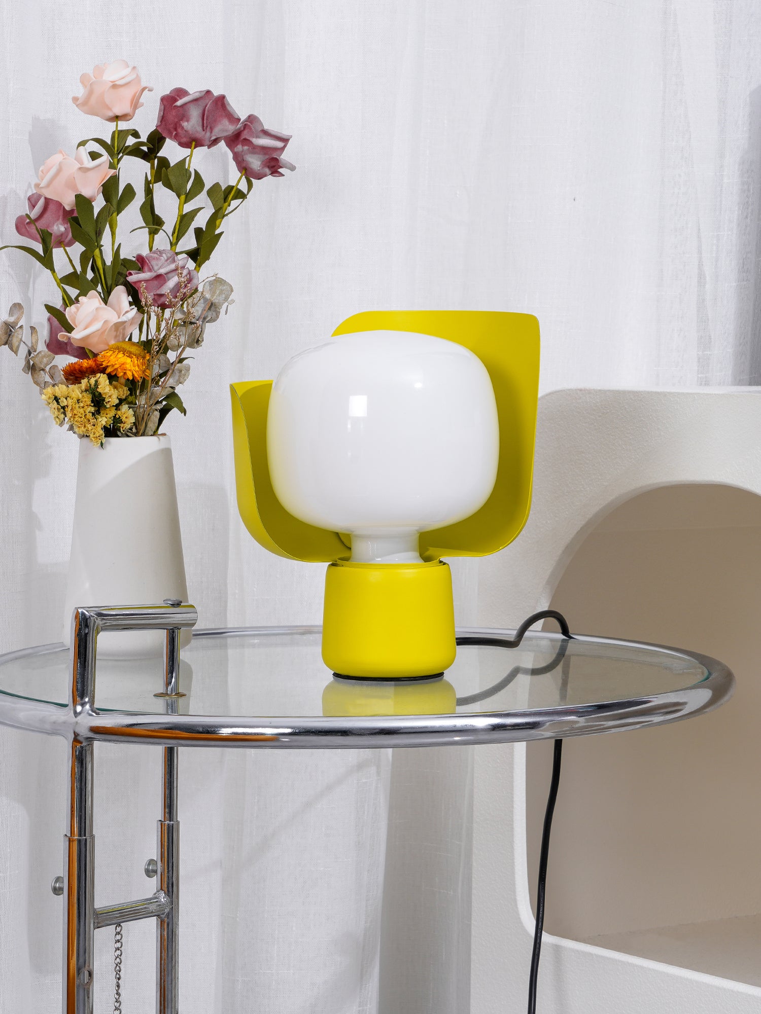 Elegant Petals Glass Table Lamp - Modern Home Decor for Living Room, Bedroom & Office - Soft Ambient Lighting for Relaxation & Reading