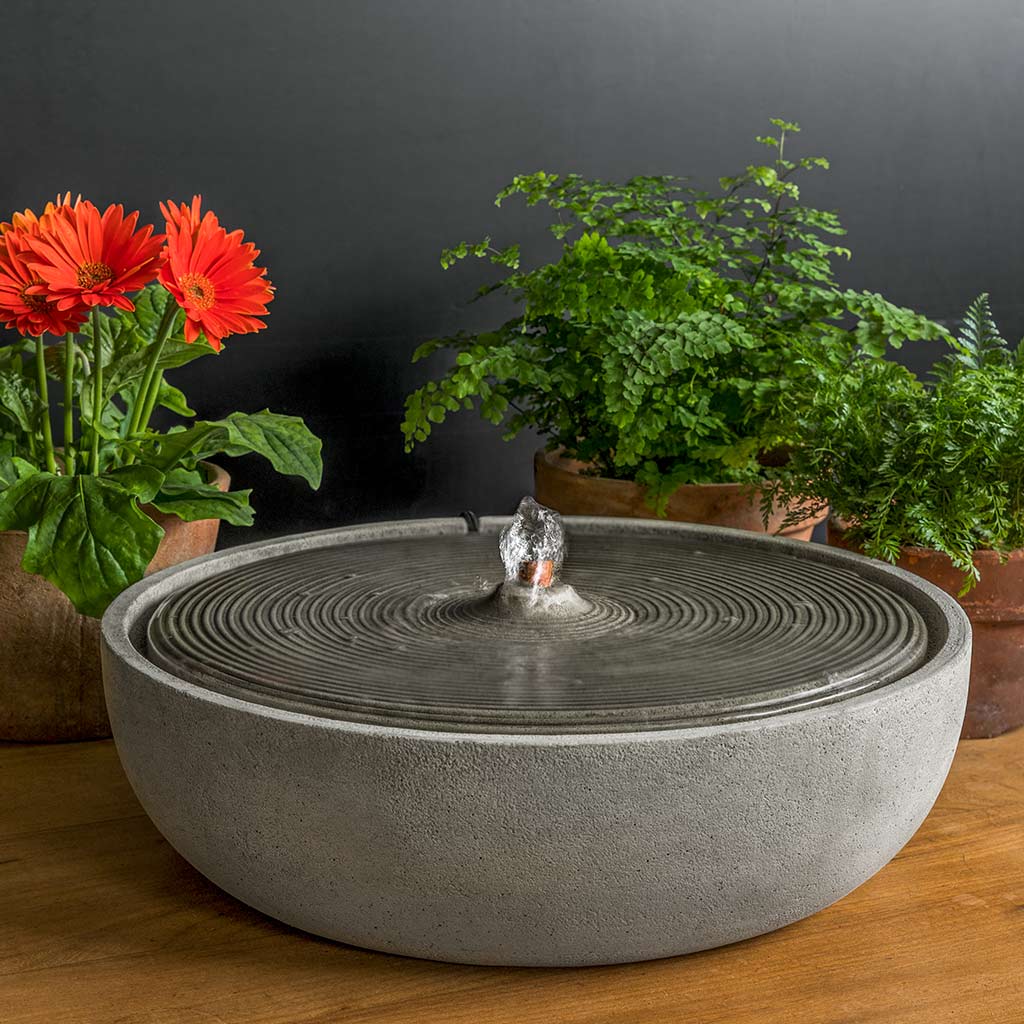 Campania International Ripple Large Outdoor Water Fountain - Classic Garden Decor for Patio, Yard, and Landscape Design | Perfect for Backyard, Poolside, and Outdoor Living Spaces